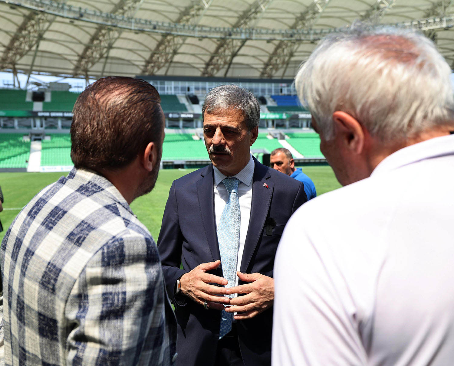 Yusuf Alemdar stadyumdan tüm şehre seslendi: “Gün Sakaryaspor’un etrafında kenetlenme günüdür”