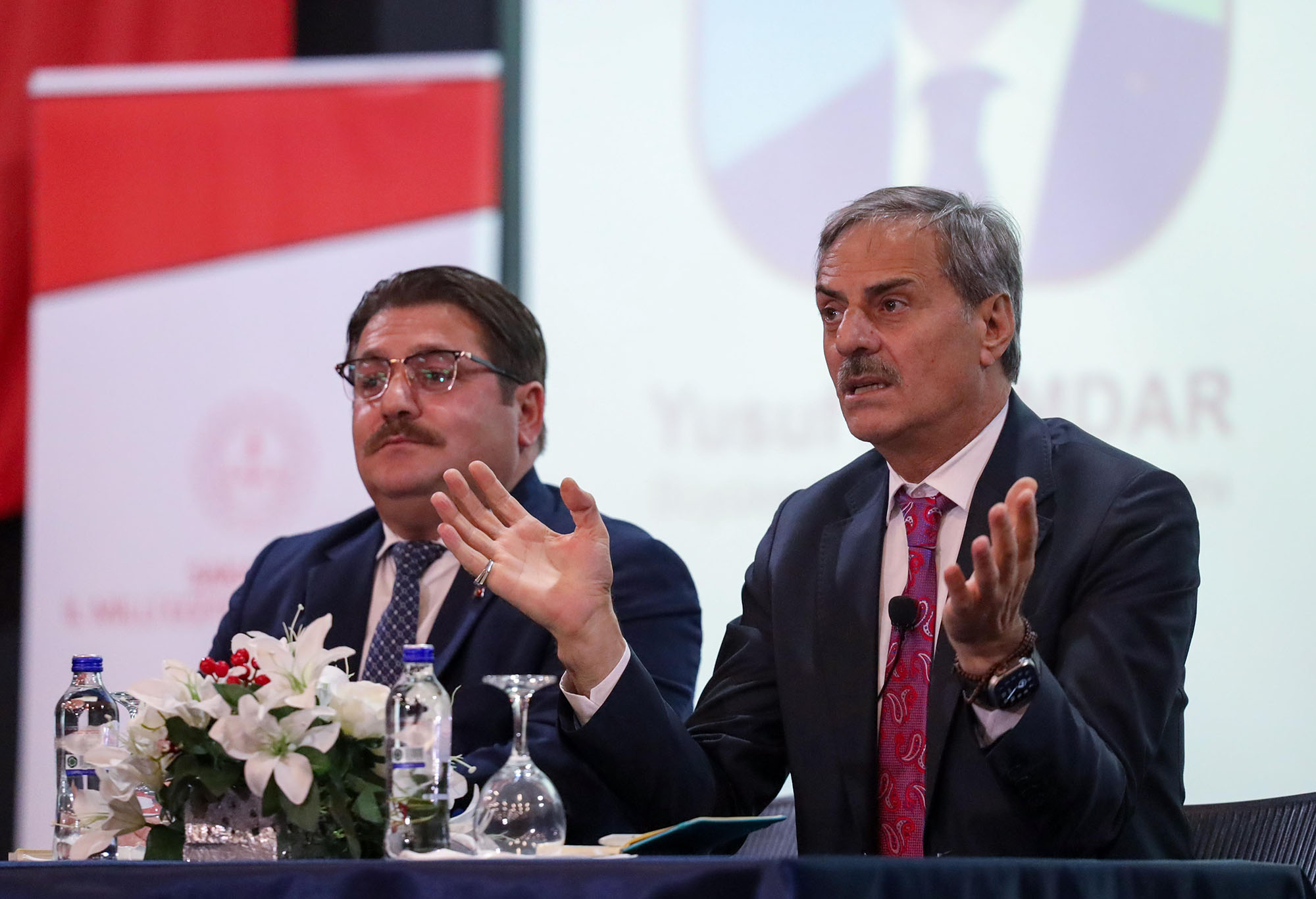 “İnşa edilecek yeni ve güçlü Sakarya’da gençlerimiz kendi hikâyesini yazacak”