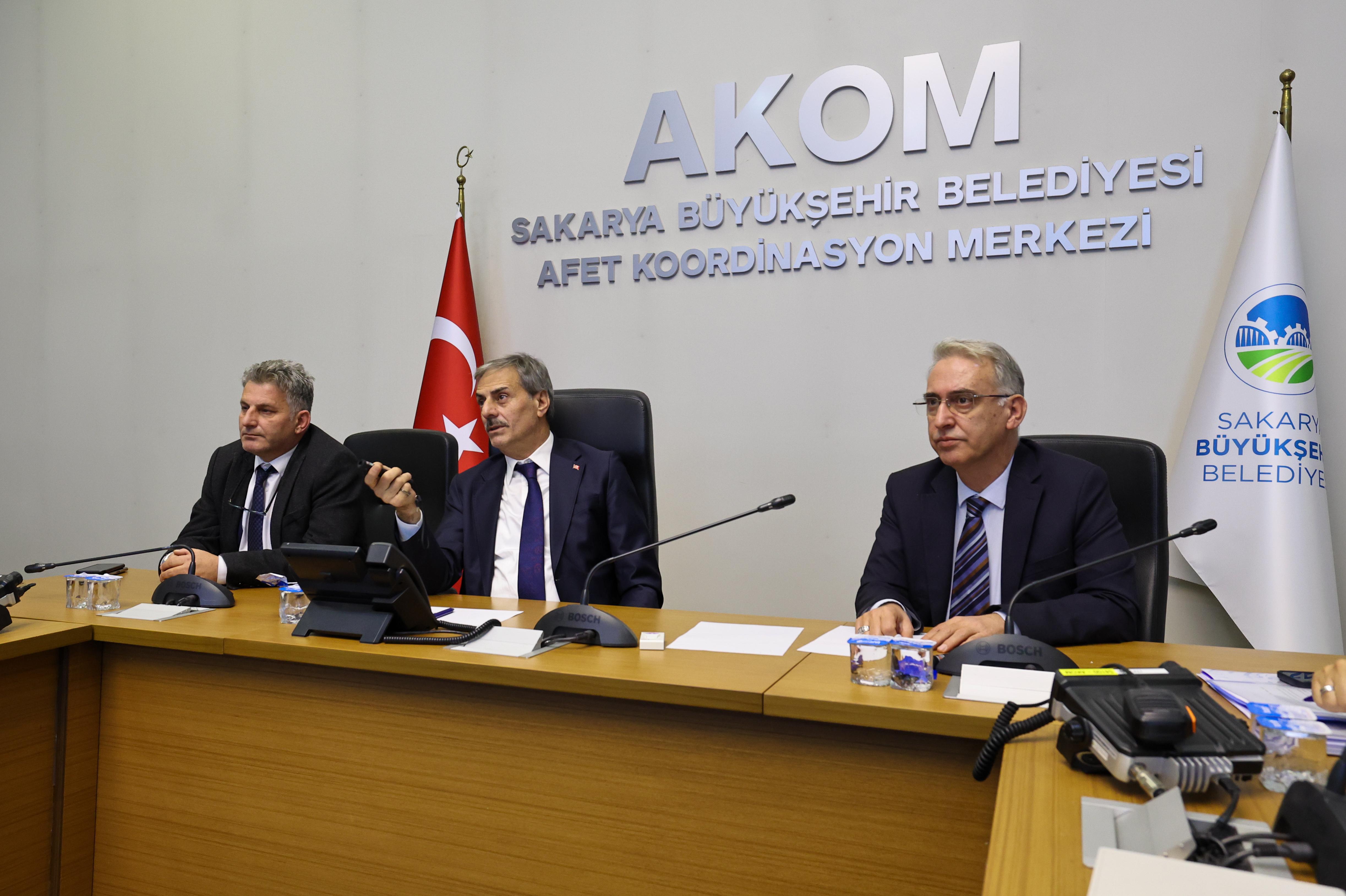 Sakarya'nın dev ulaşım projelerinde işler yolunda: Raylı sistem, Yazlık Kavşağı, Şehir Hastanesi bağlantı yolları, metrobüs