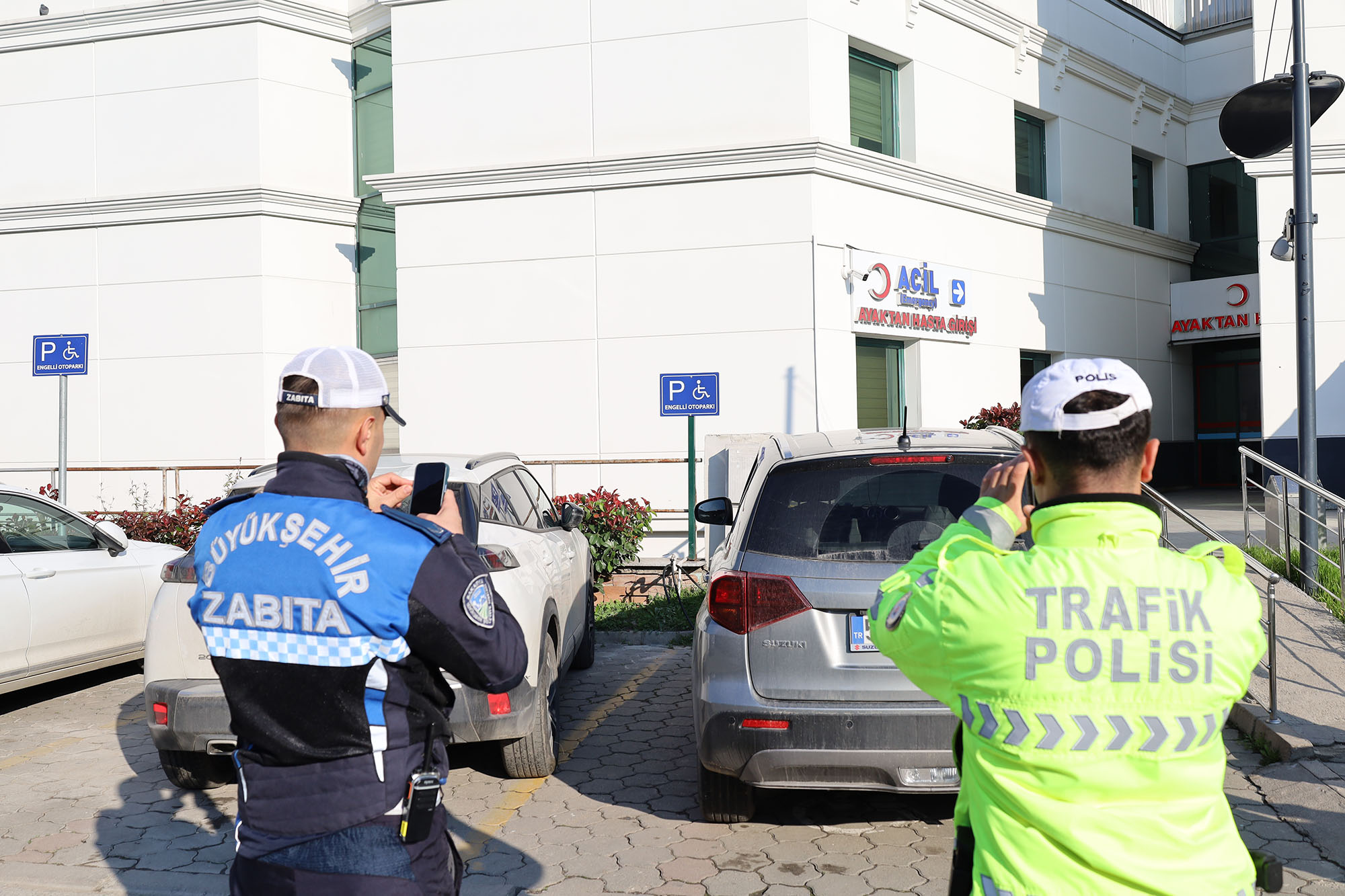 Büyükşehir ve Emniyet’ten Engelliler Günü’nde ‘mesaj’ niteliğinde denetim