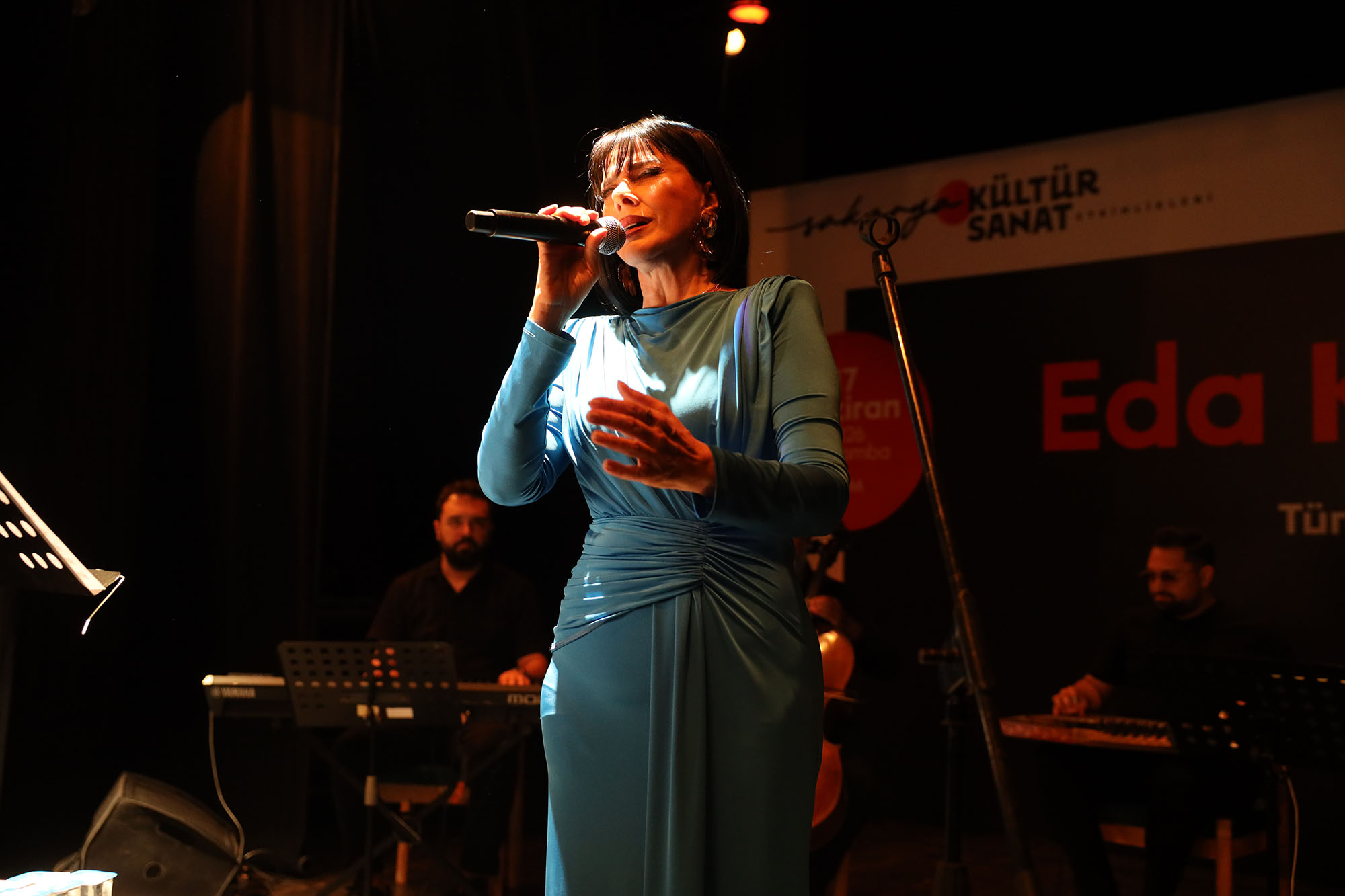 Eda Karaytuğ, AKM’de Türk Müziği’nin seçkin eserlerini seslendirdi