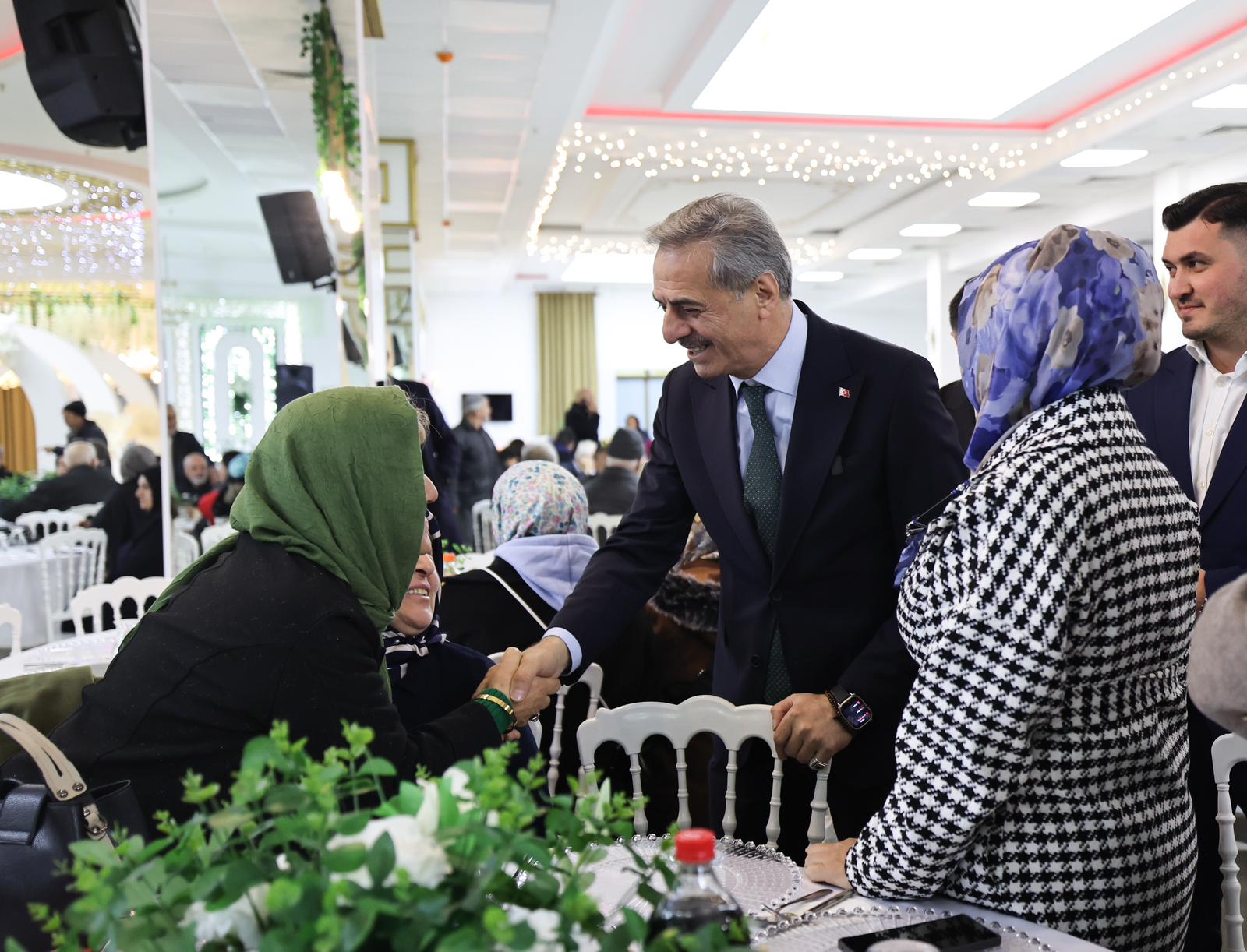 Başkan Yusuf Alemdar'dan Hendek’te peş peşe müjdeler