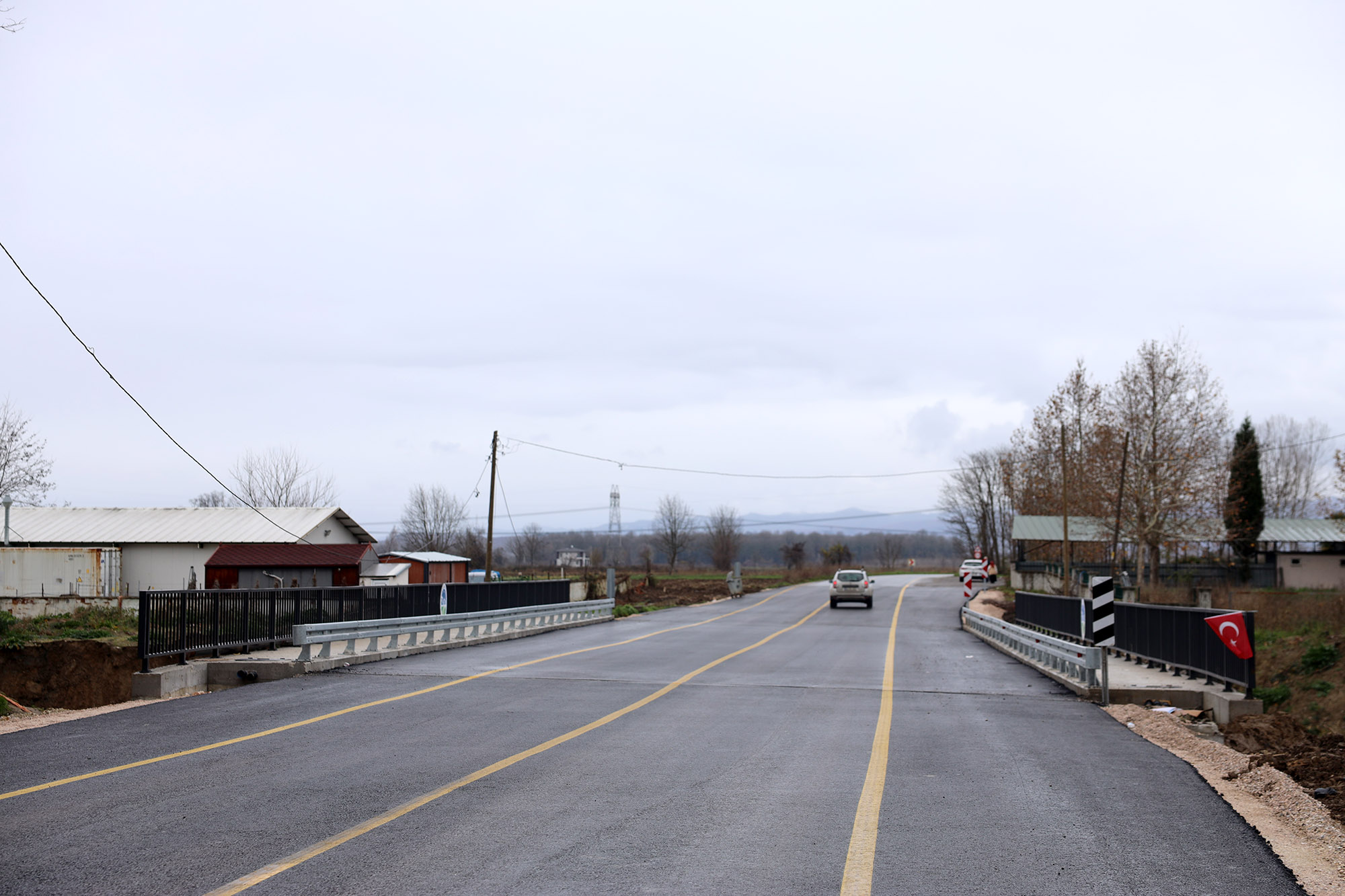 20 mahalle ve 2 ilçeyi bağlayan yeni köprüyü Yeniorman memnuniyetle karşıladı
