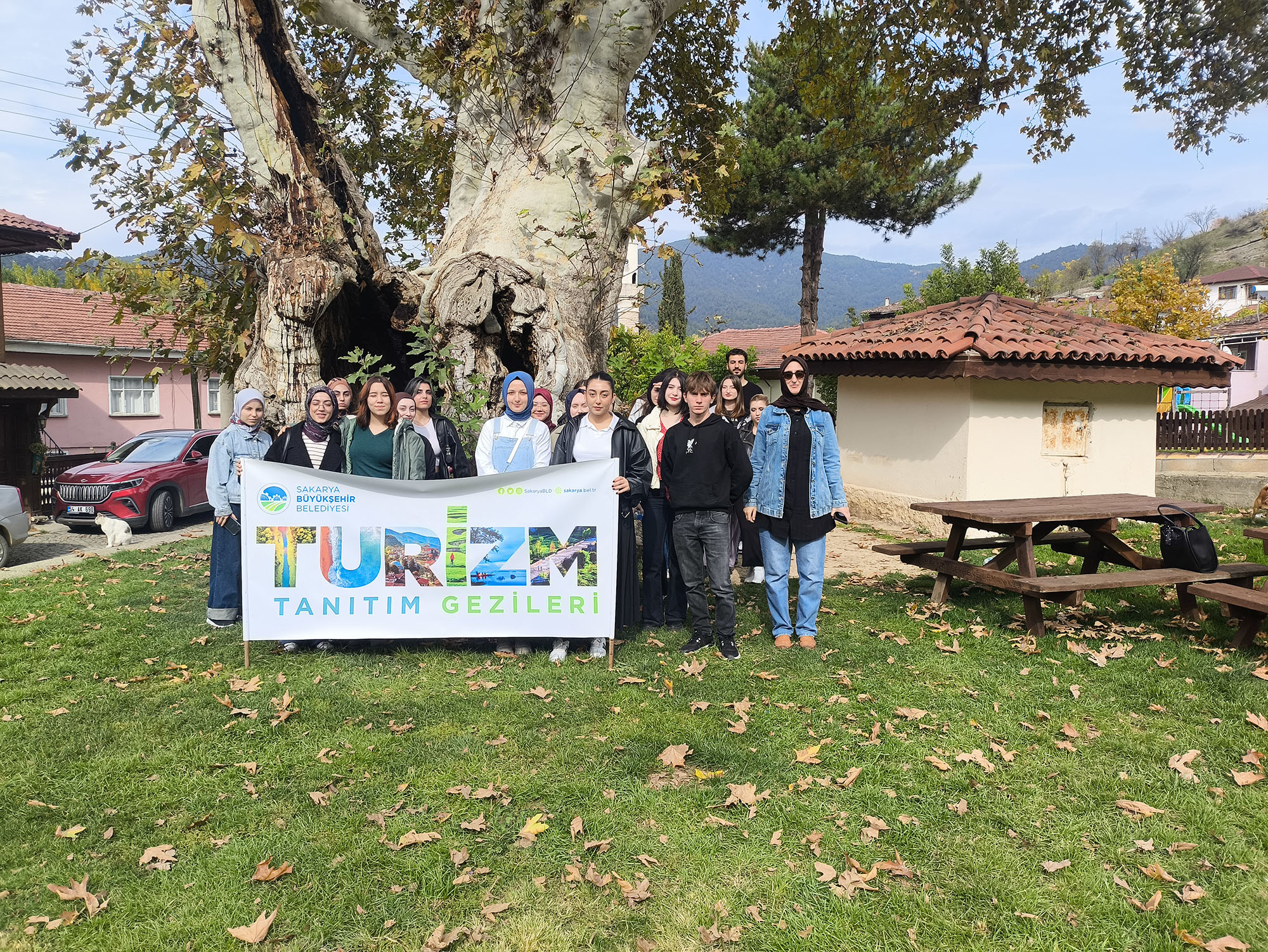SUBÜ turizm öğrencileri tanıtım gezisinde buluştu
