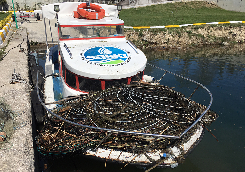 Gölü 24 saat izliyoruz