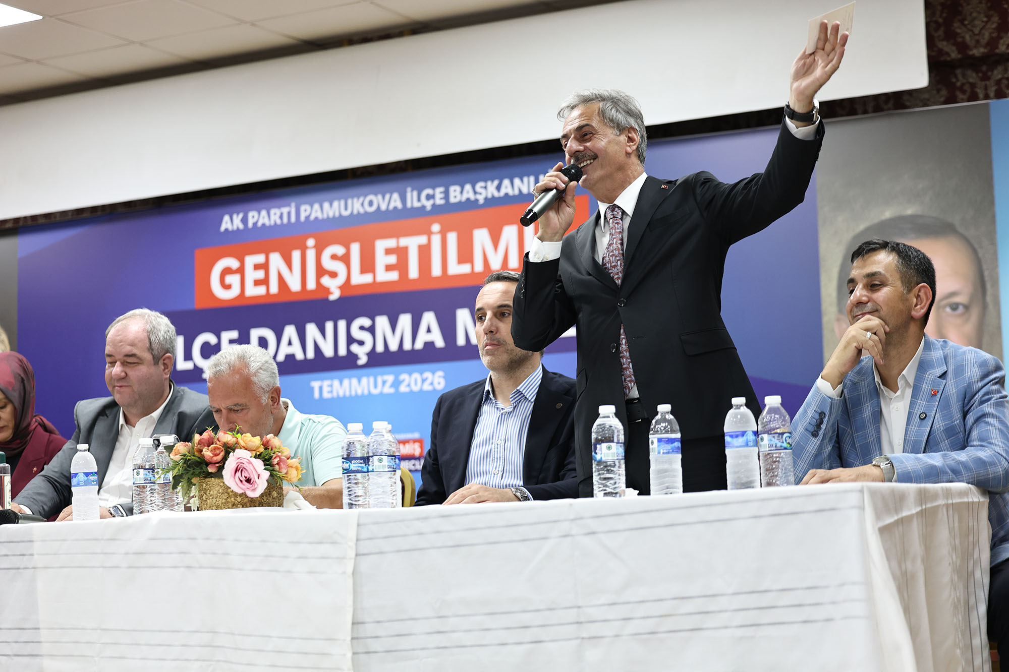 “Pamukova’nın geleceğine eser ve hizmetlerimizle değer katıyoruz”