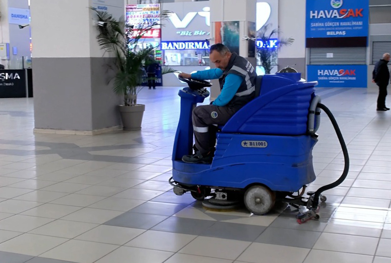 Büyükşehir’den terminalde detaylı temizlik seferberliği