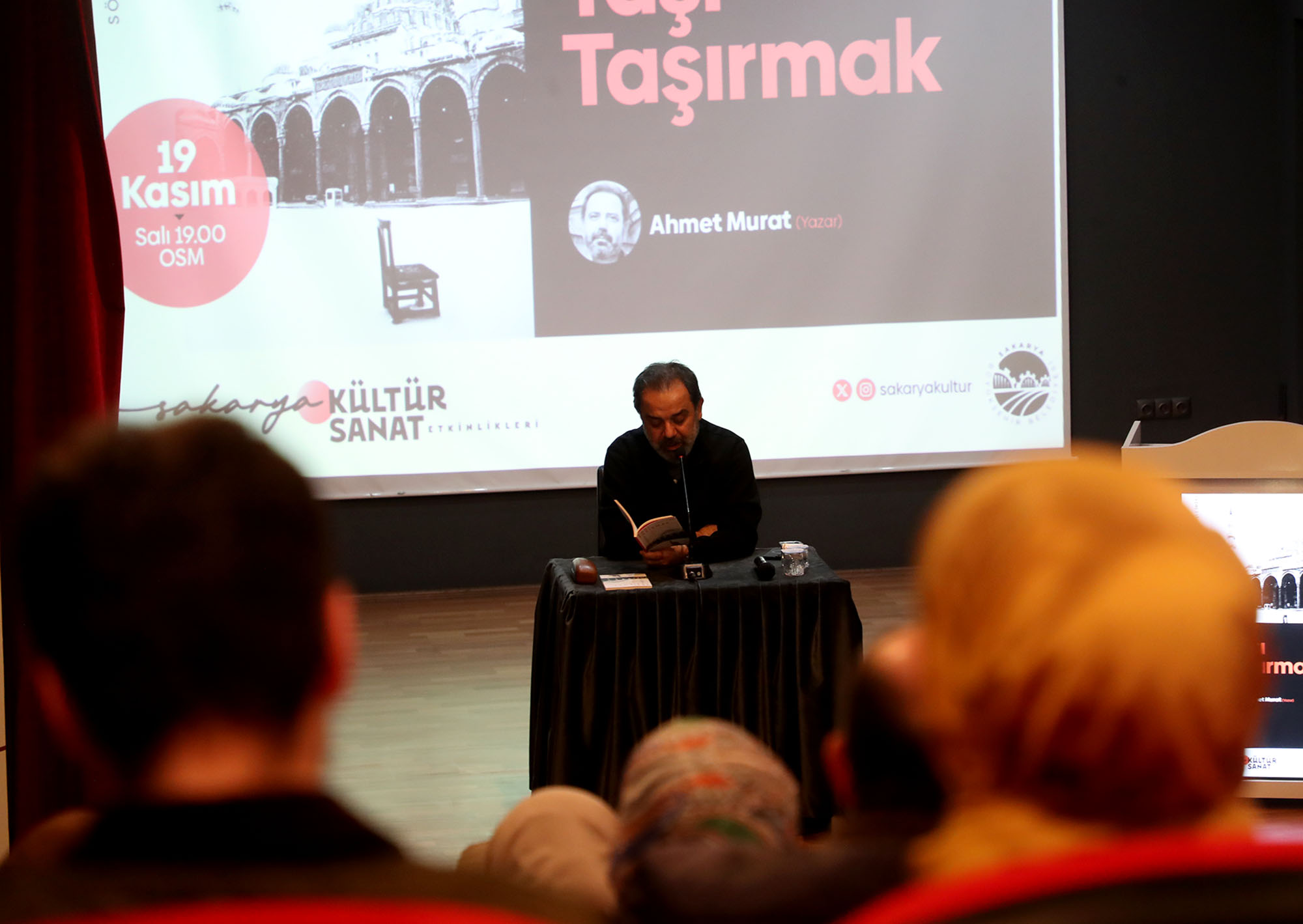 Yazar Ahmet Murat Özel OSM’de kültür sanat dostlarıyla buluştu