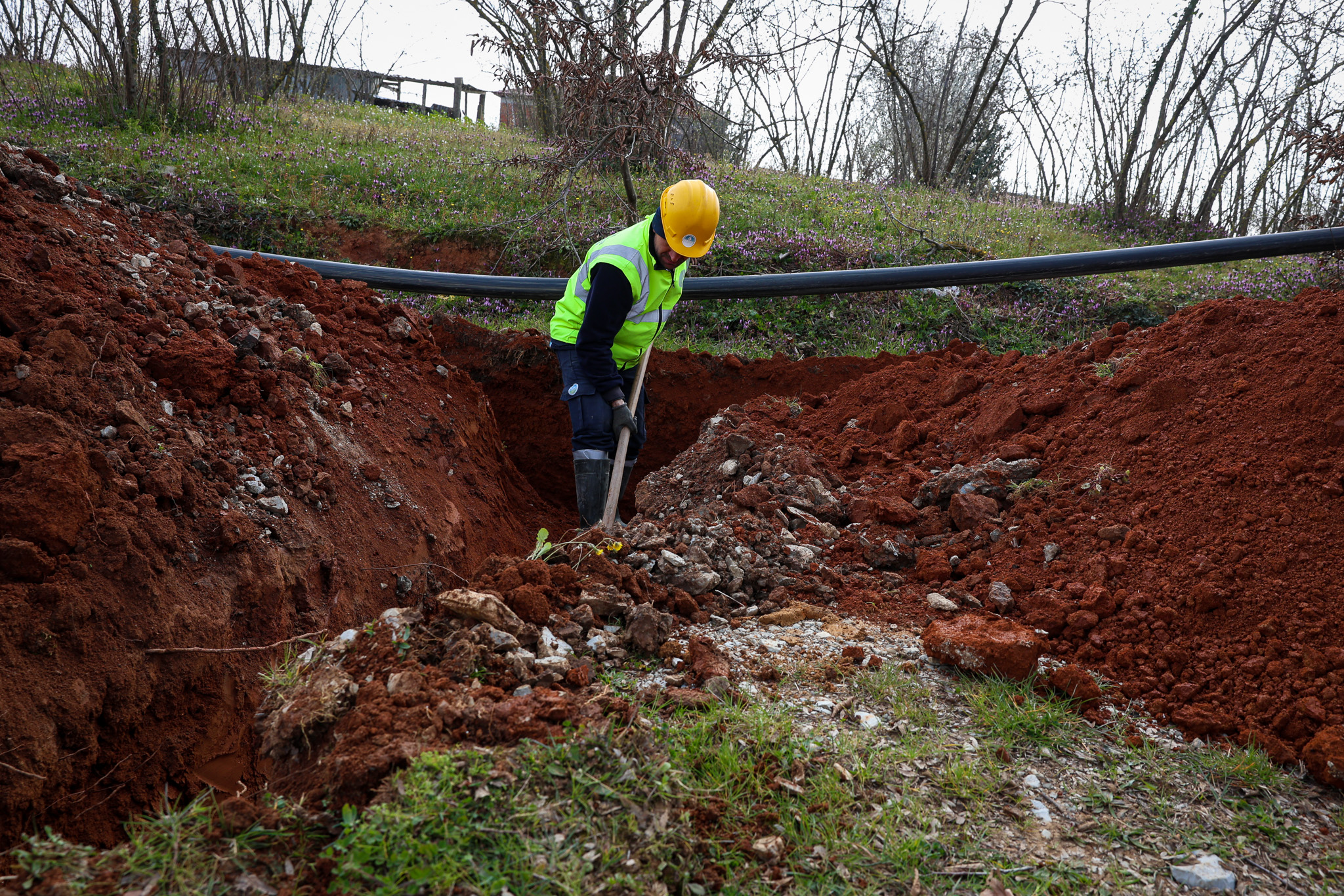 Karasu Kuyumcullu’nun içme suyu geleceği 8 kilometrelik hatla güvence altına alındı