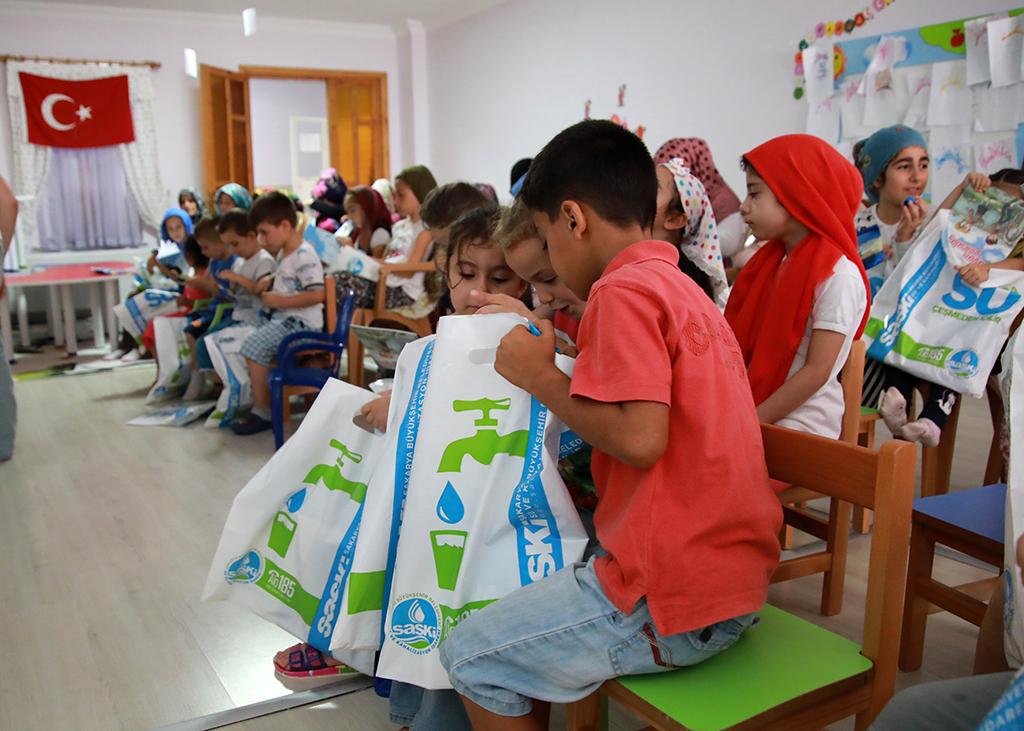 Öğrenciler su konusunda bilinçleniyor