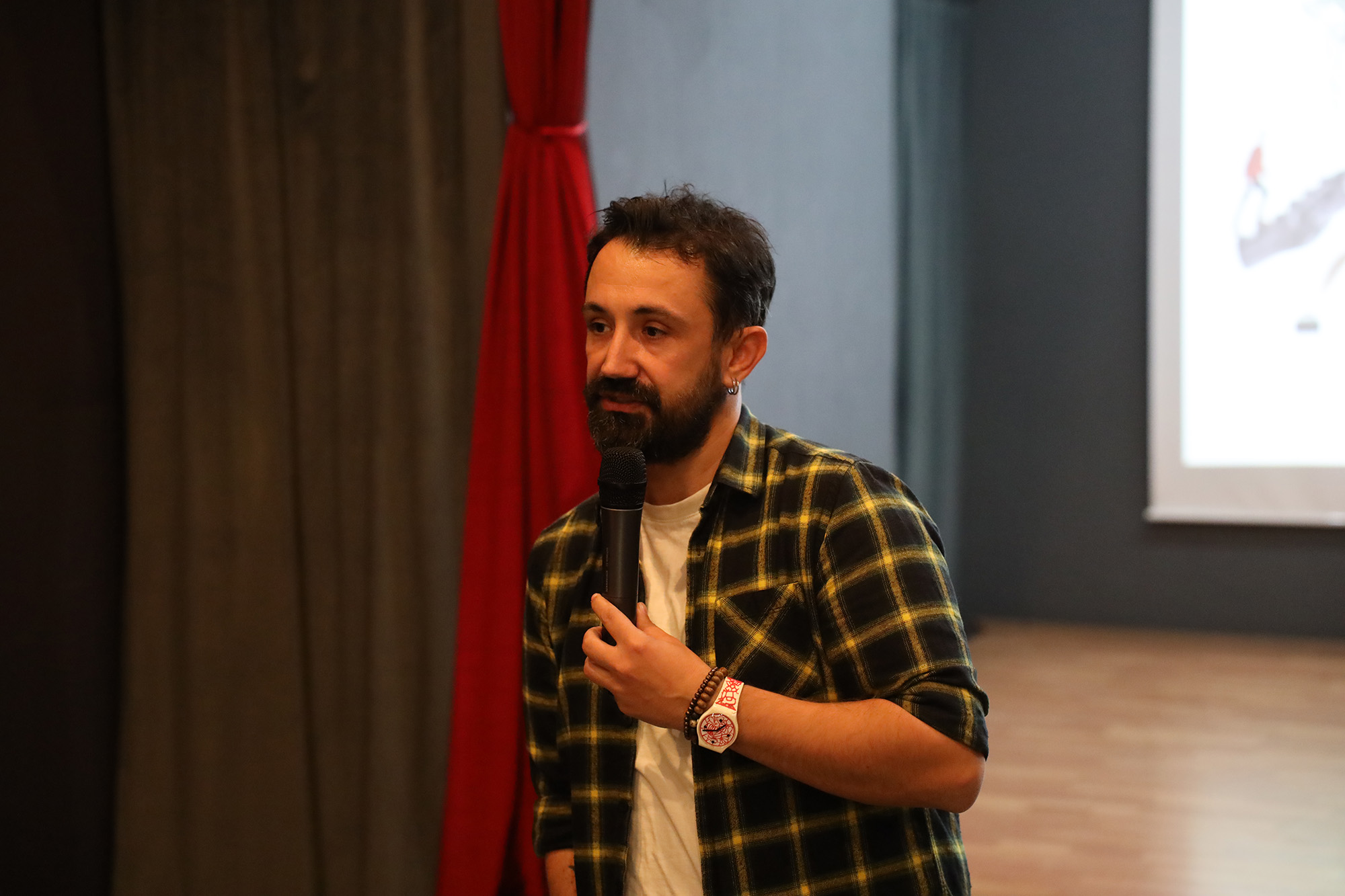 “Sinema, modern insanın en büyük zaferlerinden biri sayılır” 