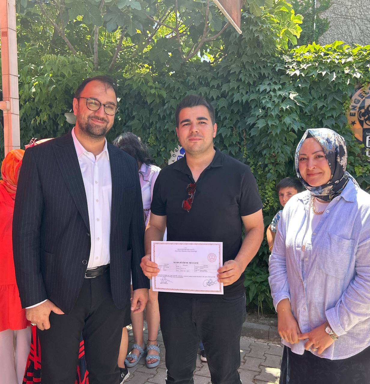 Sakarya’da engelsiz iletişime bir adım daha: İşaret dili kursu tamamlandı