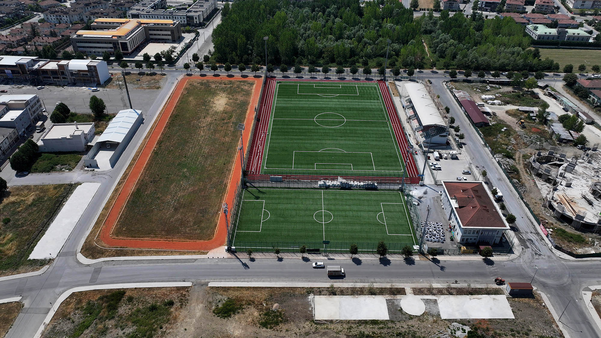 Ekrem Karaberberoğlu Spor Tesisi’ne FIFA kalite onayı