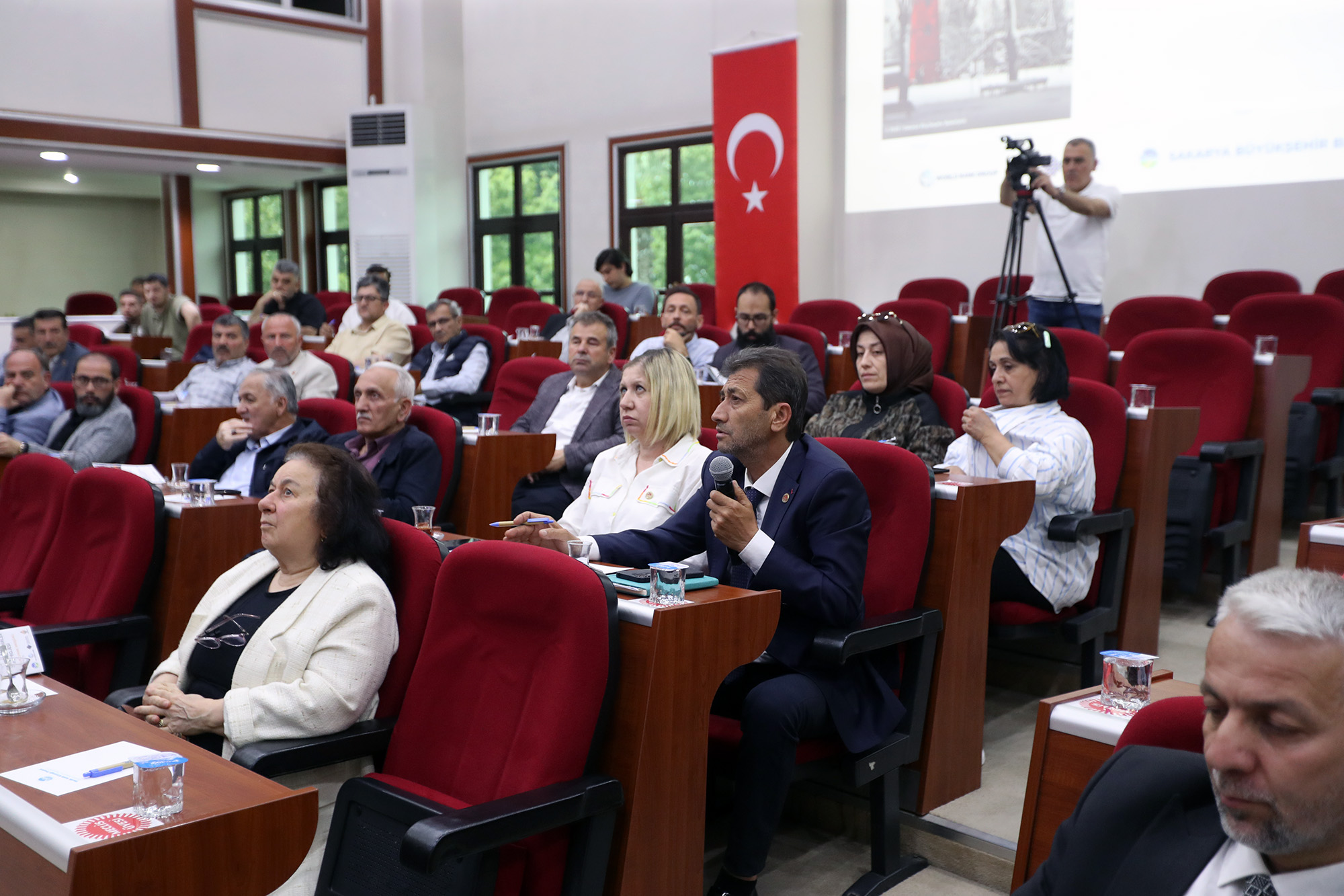 Yazlık Katlı Kavşağı için bilgilendirme toplantısı: Vatandaşlar merak ettiklerine cevap aradı