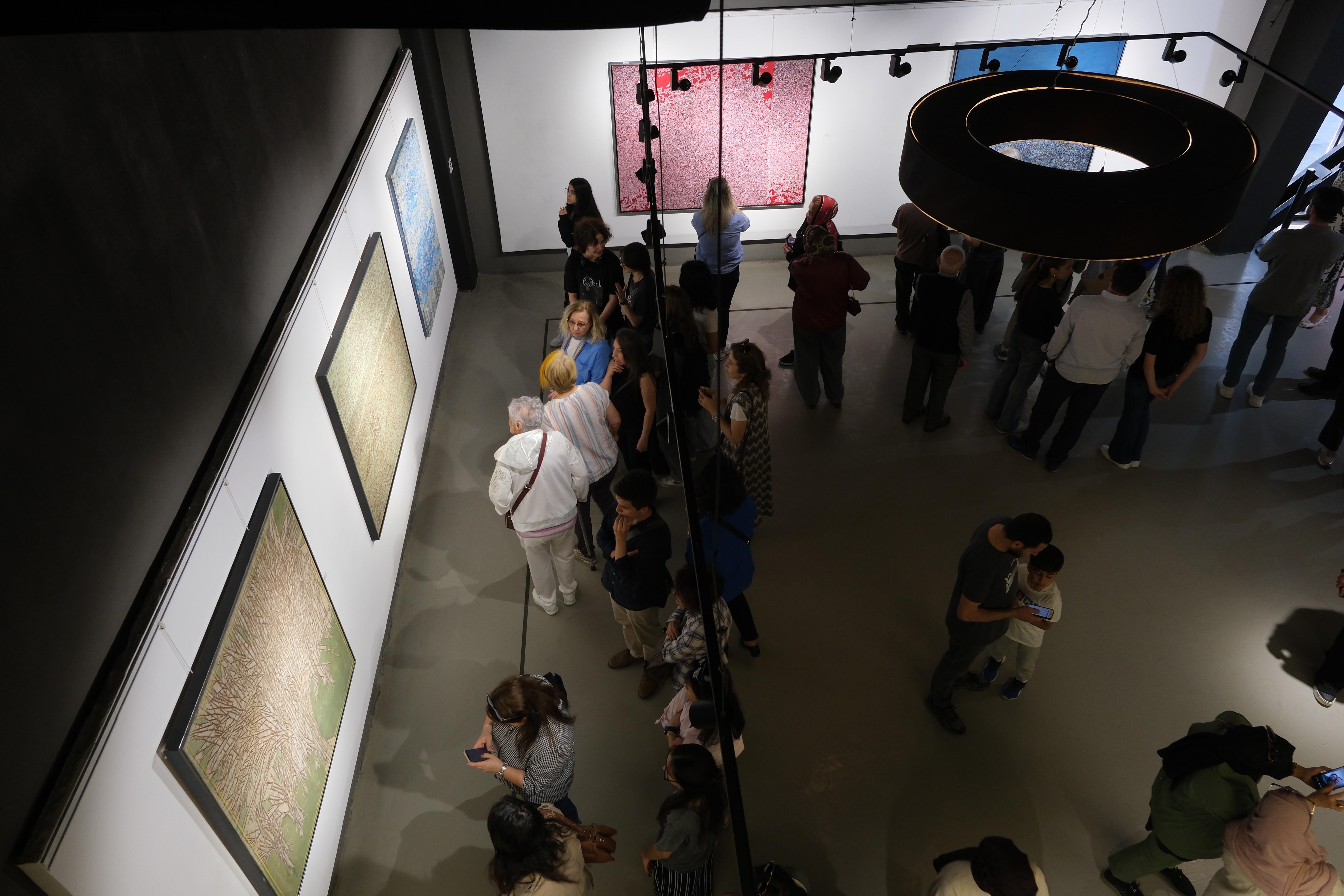 Ressam Devrim Erbil’in ‘Yatay Derinlik’ sergisi OSM’de kapılarını açtı