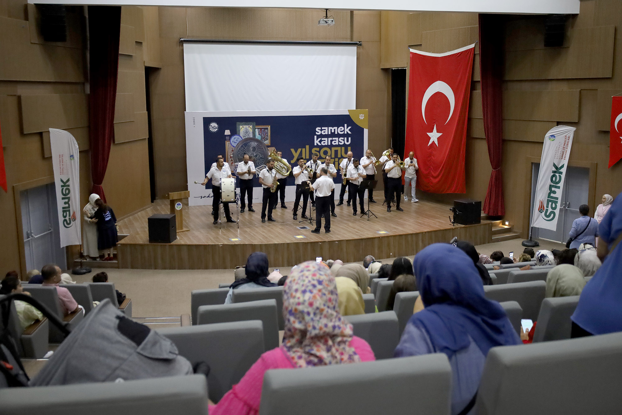 SAMEK’te yılsonu heyecanı Karasu ve Kocaali’de devam etti