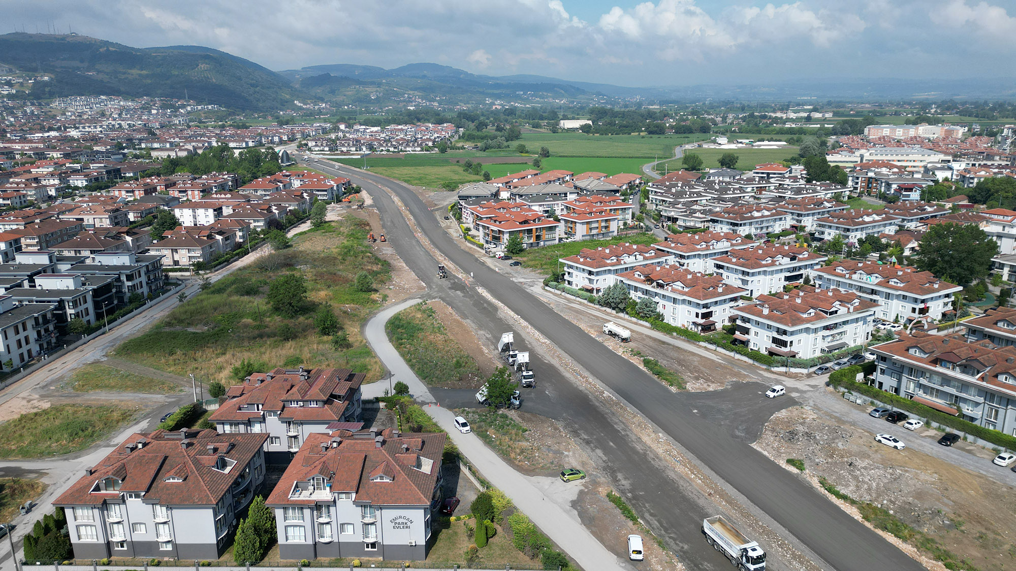 Büyükşehir’in yeni yol hamlesi bölgenin trafik yükünü hafifletecek: 1. Cadde’de sona doğru