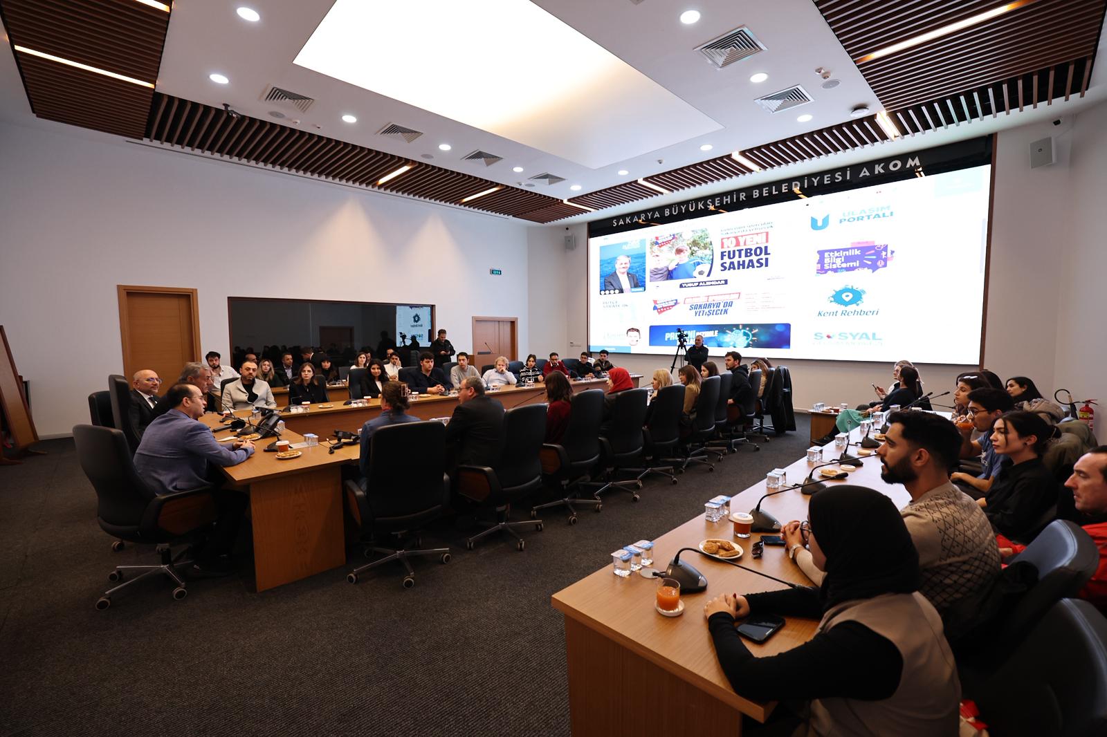 “Sakarya’yı geleceğin model şehirlerinden biri haline taşımak için gayretle çalışıyoruz”