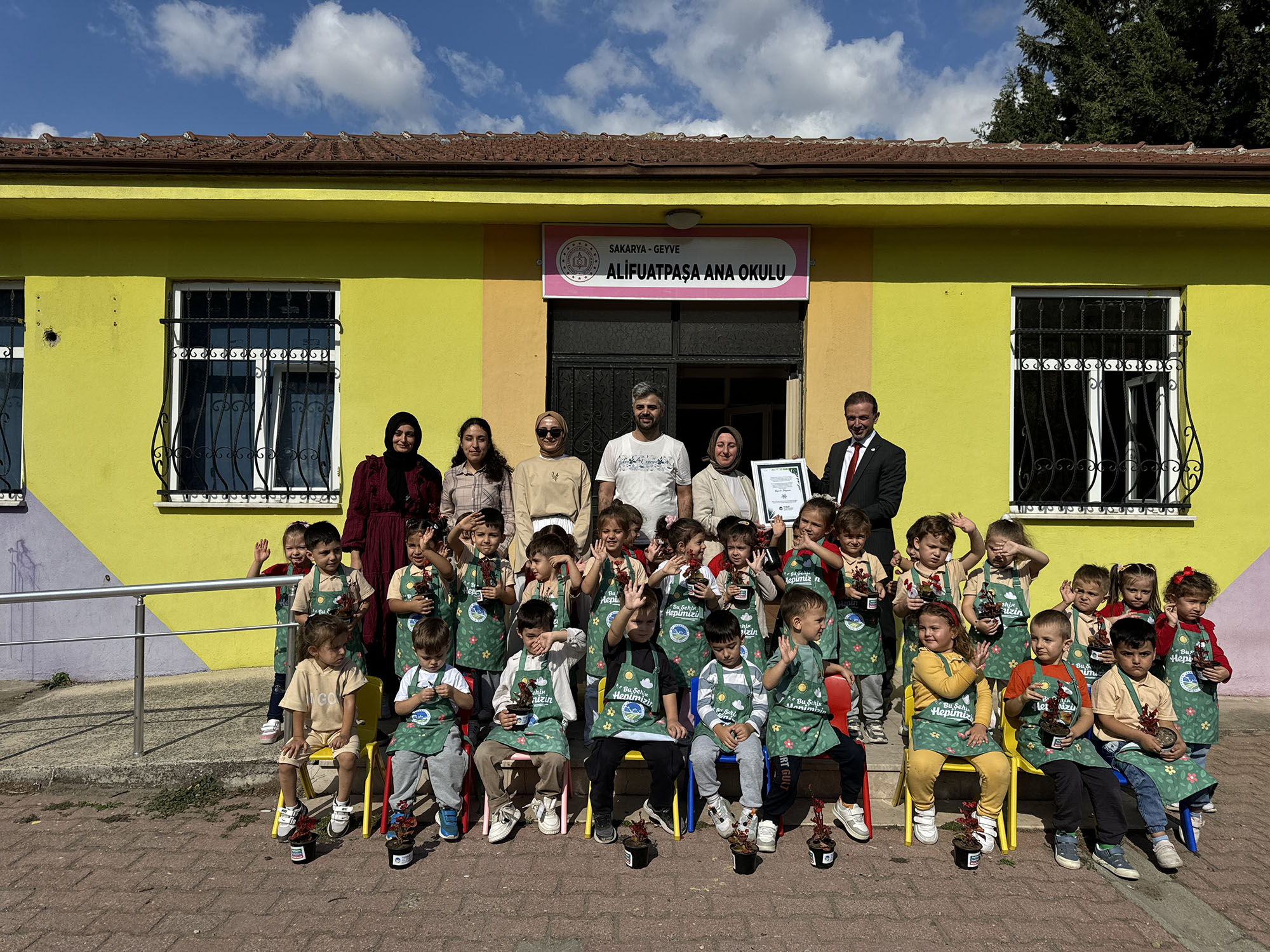 Doğa sevgisi minik kalplerde filizleniyor