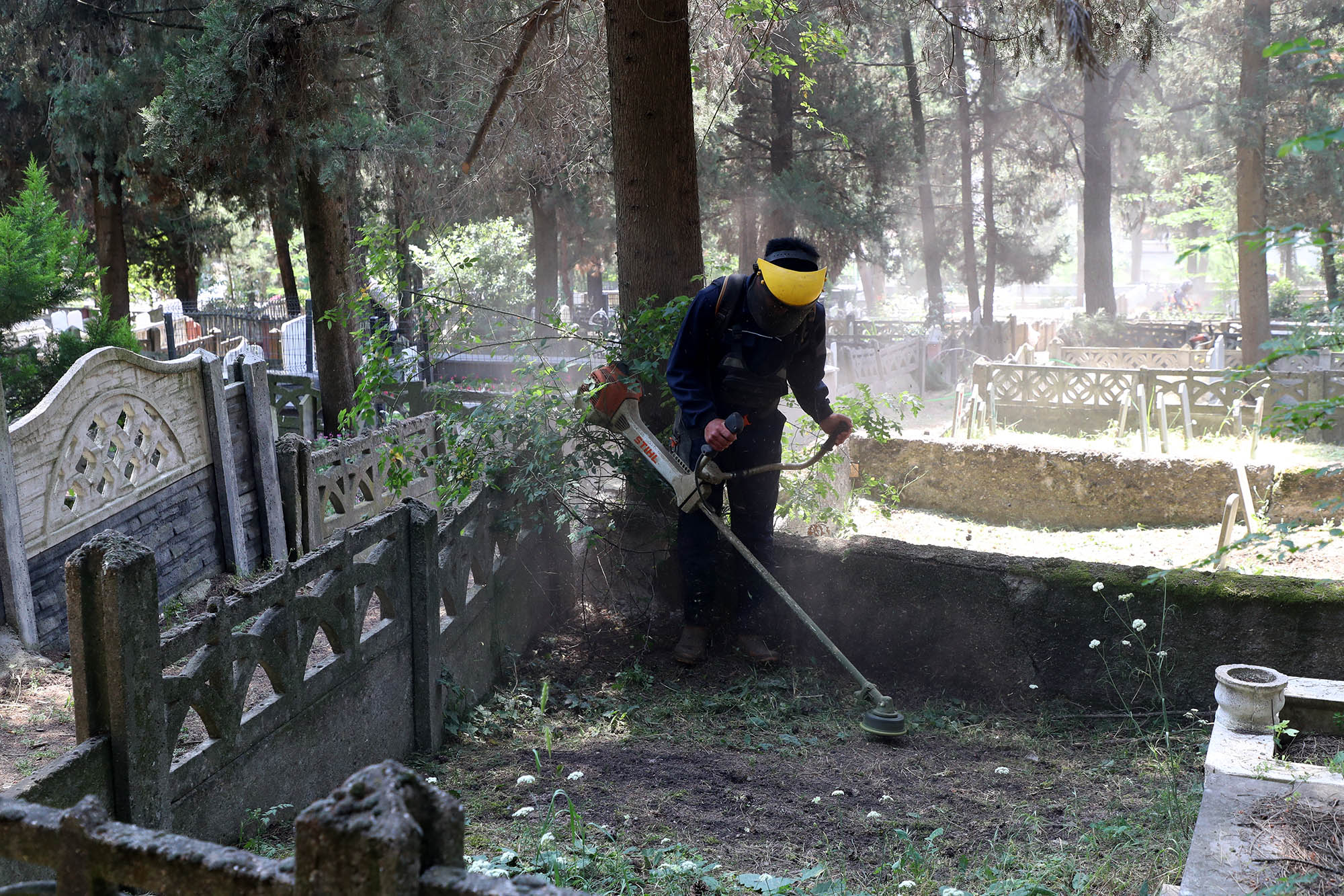 Büyükşehir mezarlıkları bayram ziyaretine hazırlıyor