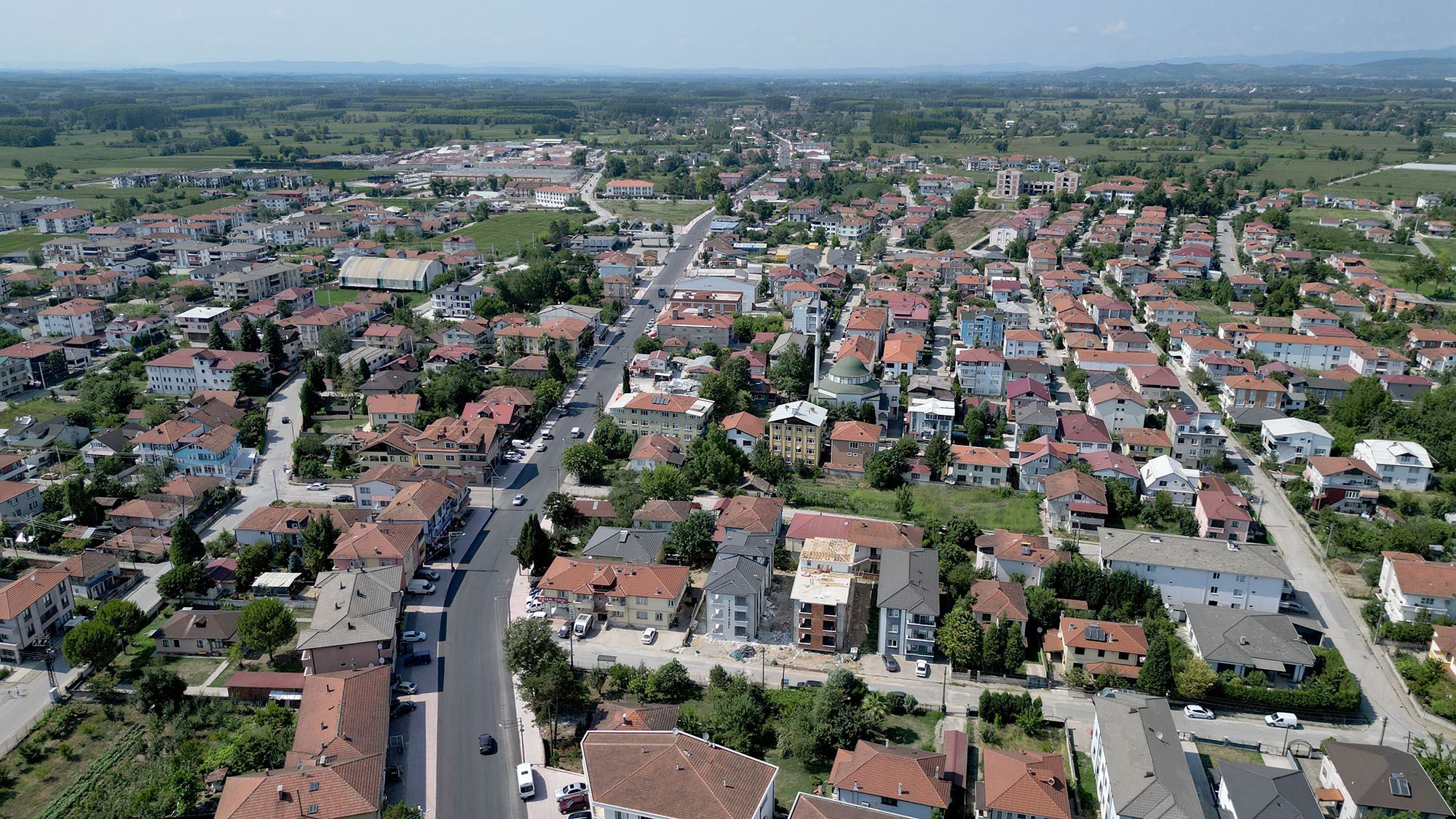 Akyazı’da 9 kilometrelik arter yepyeni yüzüyle hizmette: Büyükşehir çalışmaları tamamladı