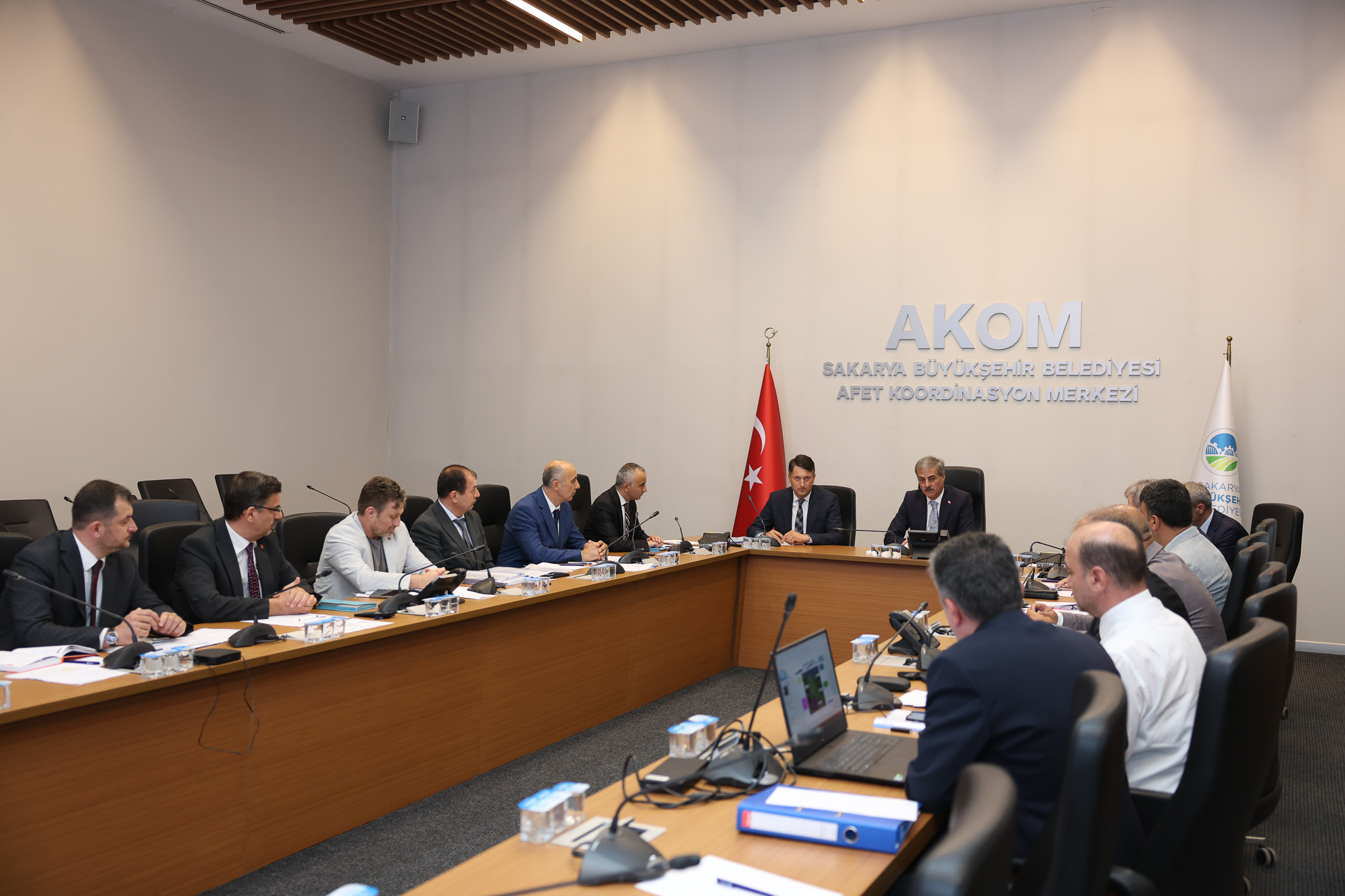 Yusuf Alemdar’dan AKOM’da çok kritik çağrı: “Yaşam kaynağımızın her damlasına sahip çıkalım”