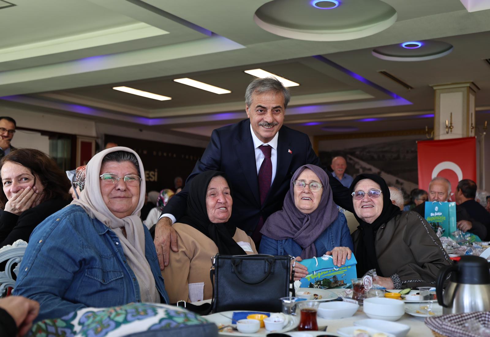 Hiçbir zaman yalnız değilsiniz ve biz de sizin duanızla güçlüyüz