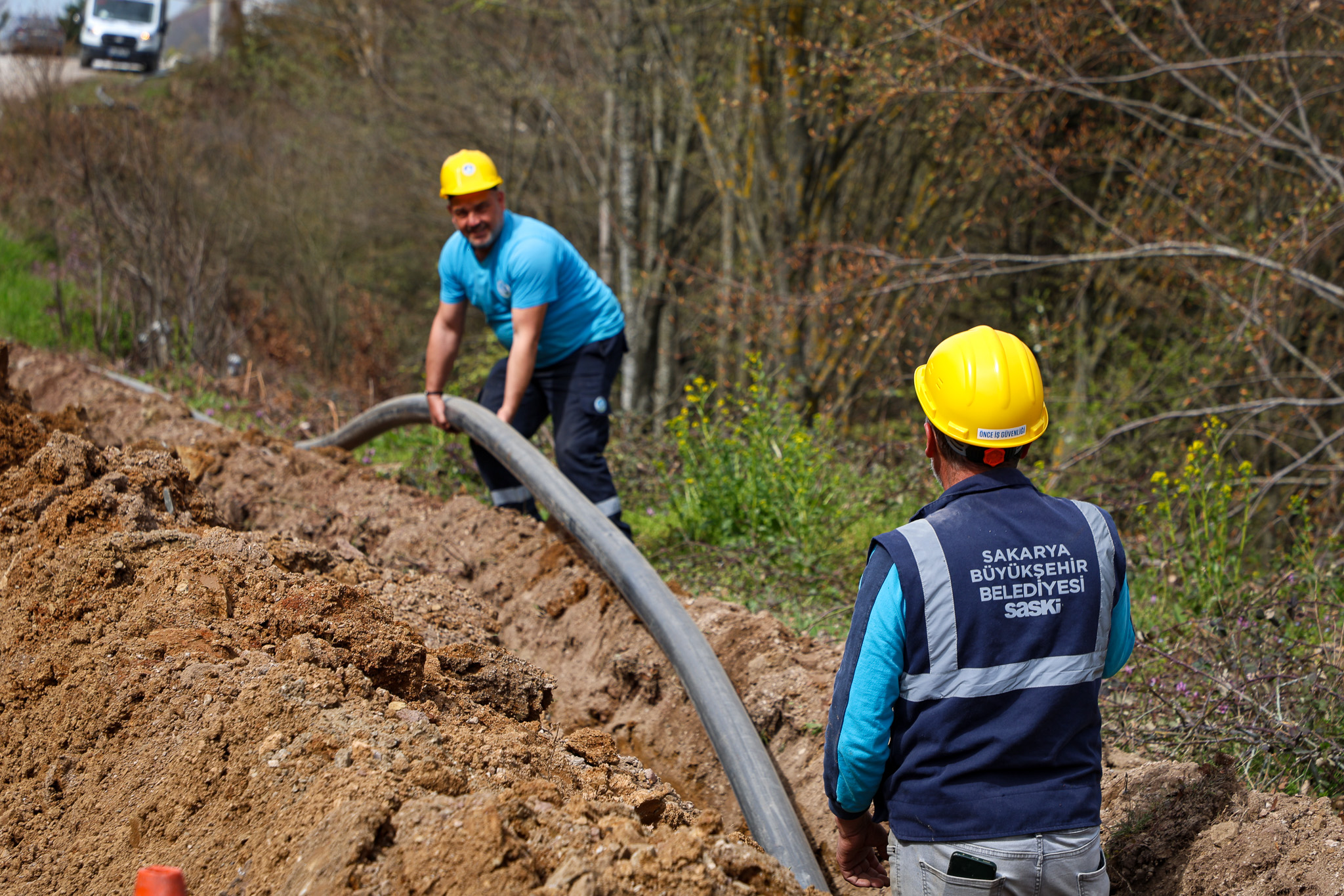 SASKİ, Geyve’de heyelanda zarar gören hattını güçlü bir temelle sil baştan yeniledi
