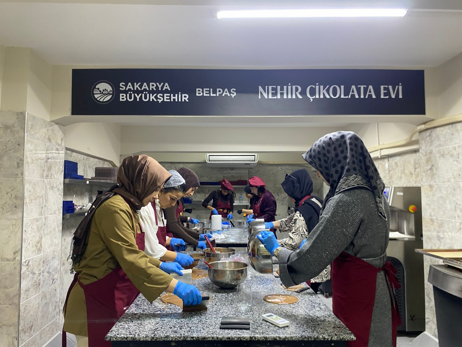 Büyükşehir’in kadınlara yönelik çikolata ve kahve atölyesi tamamlandı