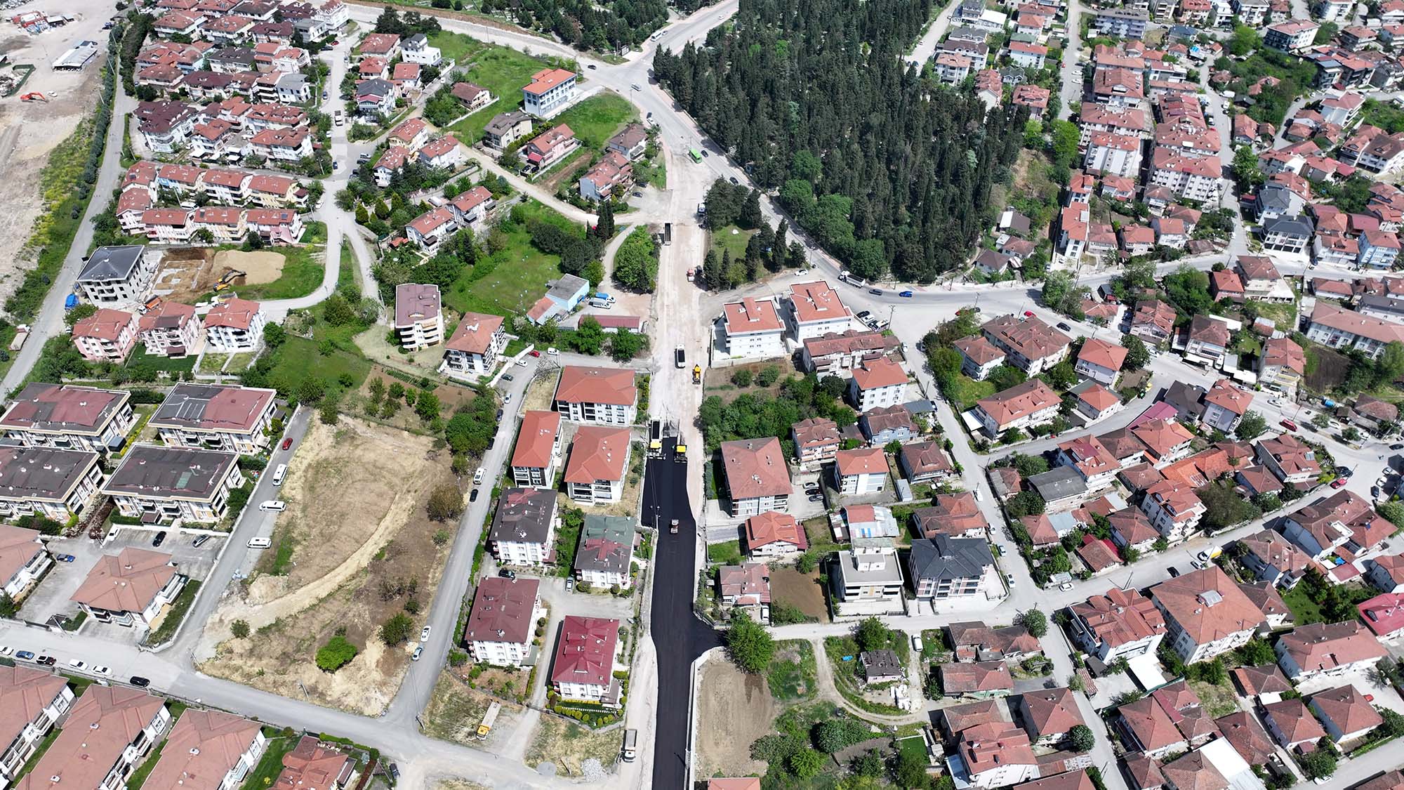 Serdivan’da sürücülere nefes aldıracak yeni kaçış güzergahı açılıyor: Asfalt işlemi başladı