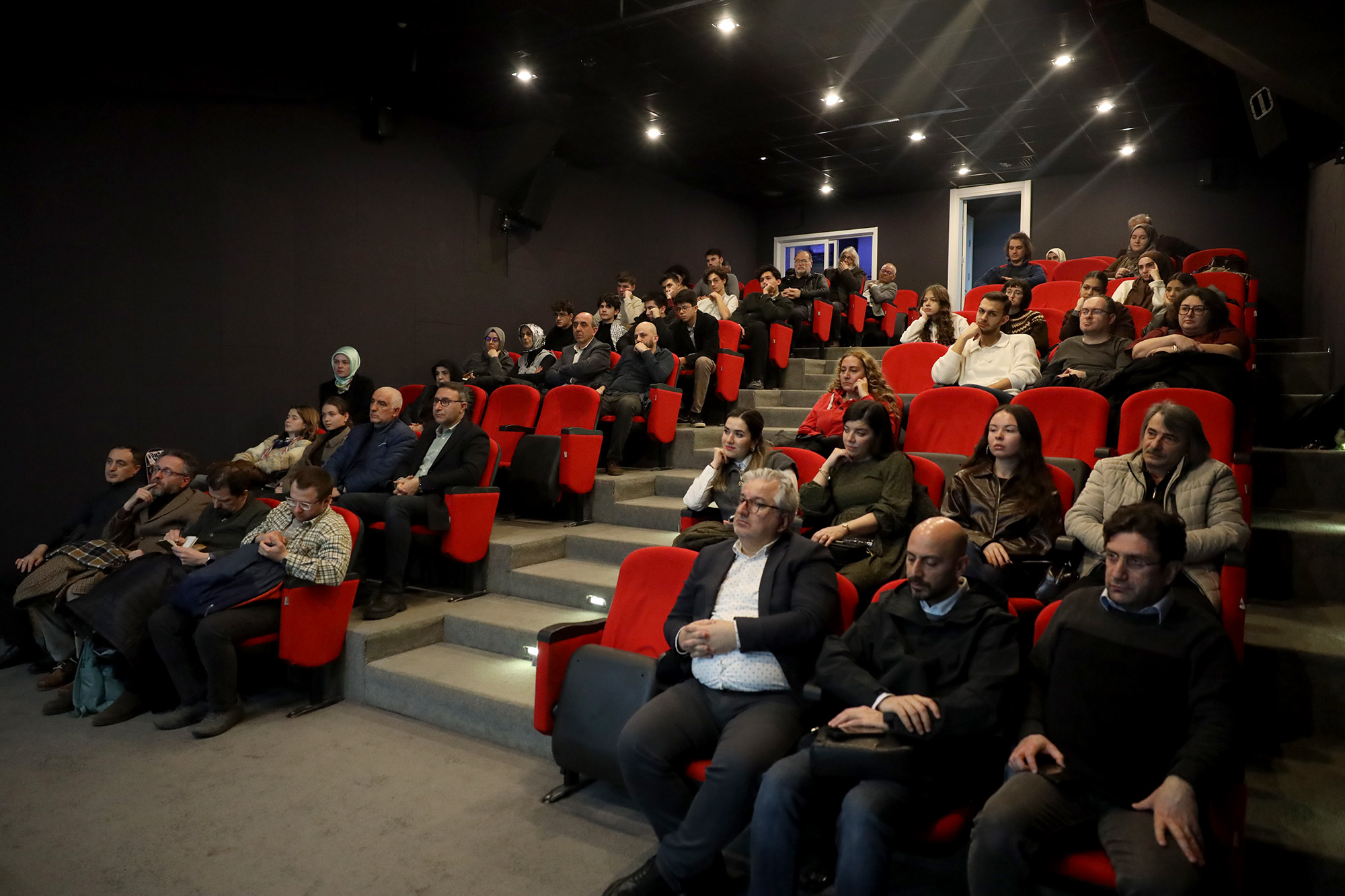 OSM’de Ziya Osman Saba’nın Şiir dünyasına yolculuk