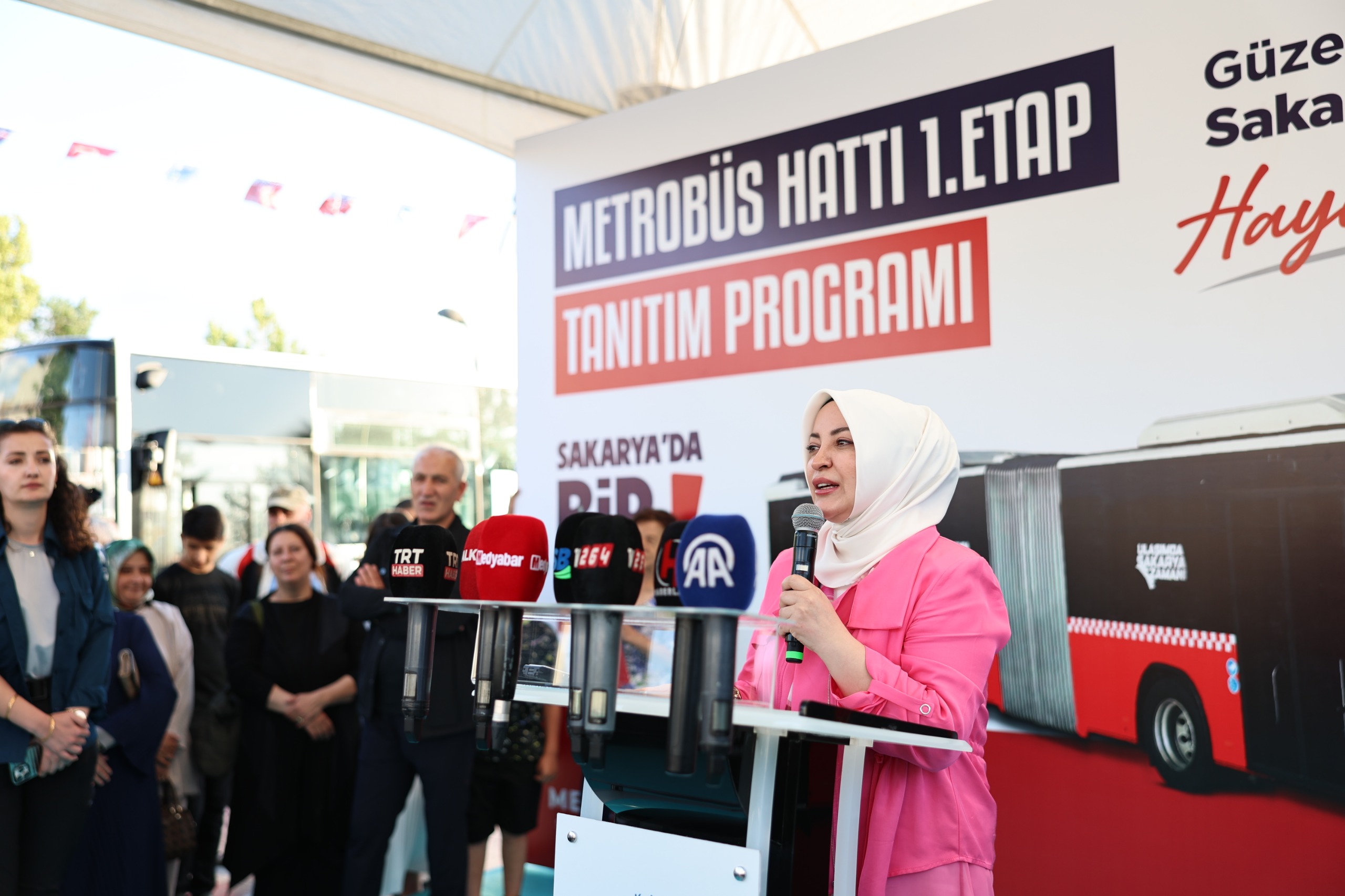 Metrobüsler Yusuf Alemdar’ın söz verdiği tarihte Sakarya yollarında