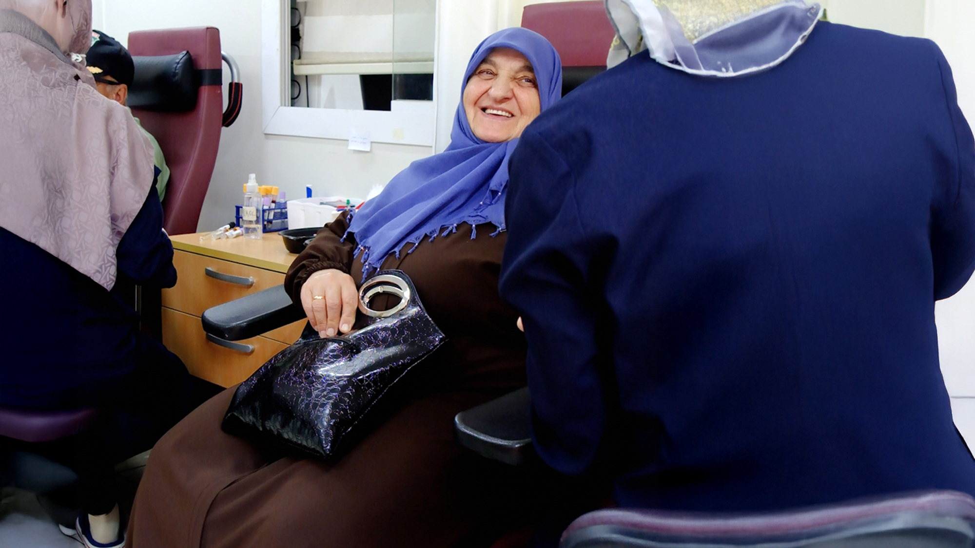 Büyükşehir’den evliliğinde 30 yılı aşan çiftlere sağlık eli