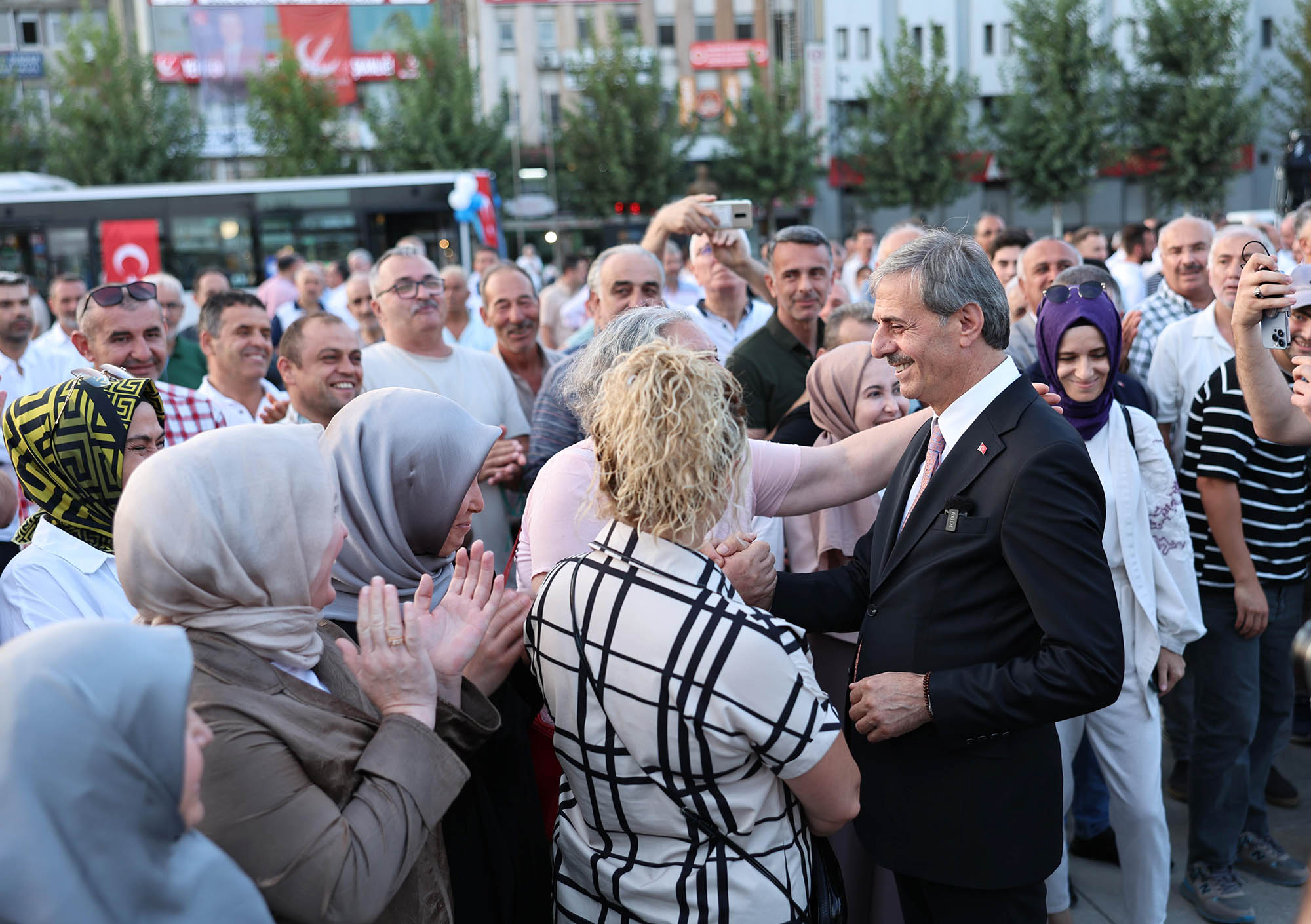 23 otobüsle şehir ulaşımında yeni bir milat: “Sakarya’mıza hayırlı olsun”