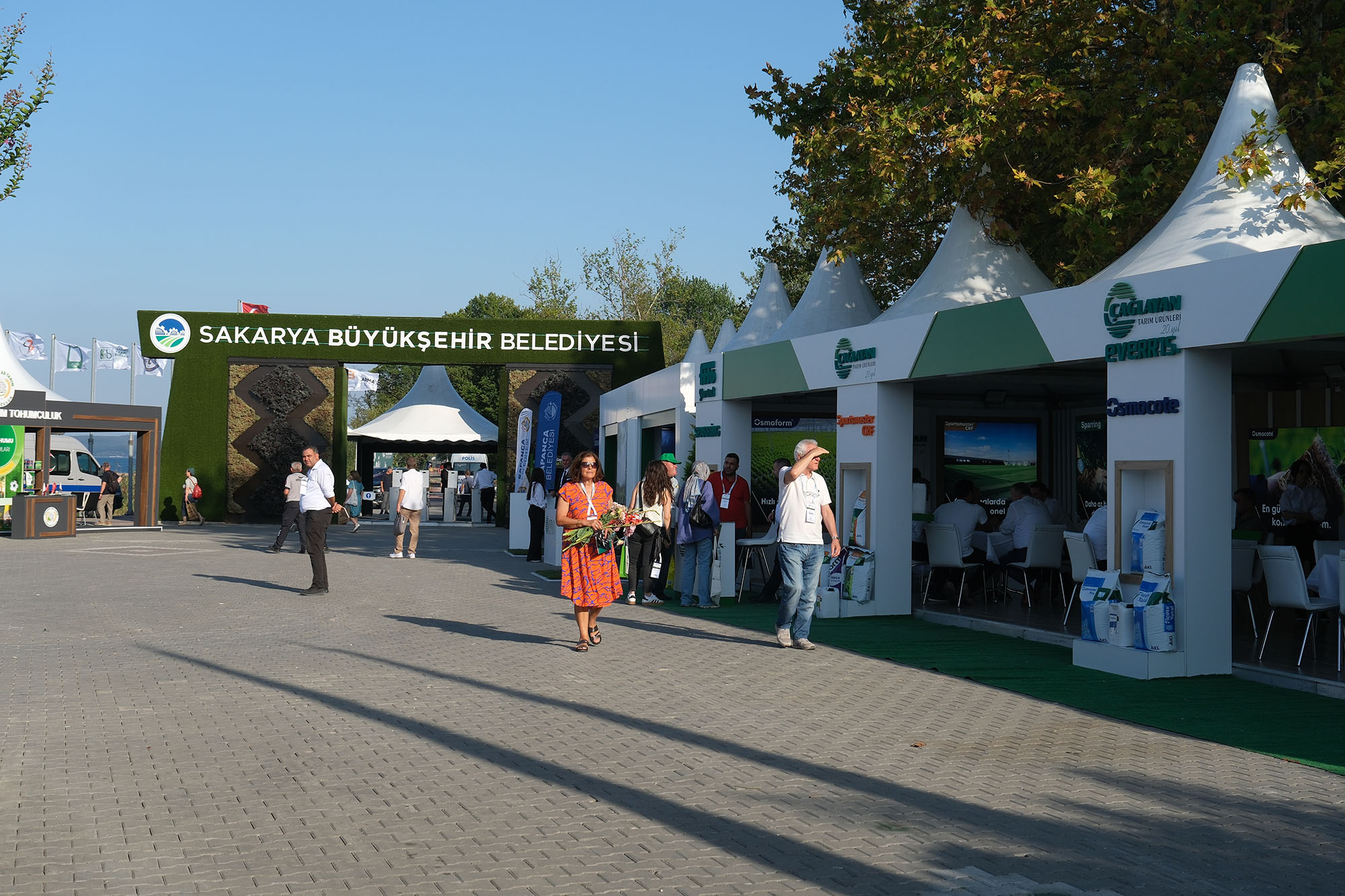 Peyzaj ve süs bitkileri fuarı gelenleri büyülüyor: 13 Eylül’e kadar binlerce kişiyi ağırlayacak 