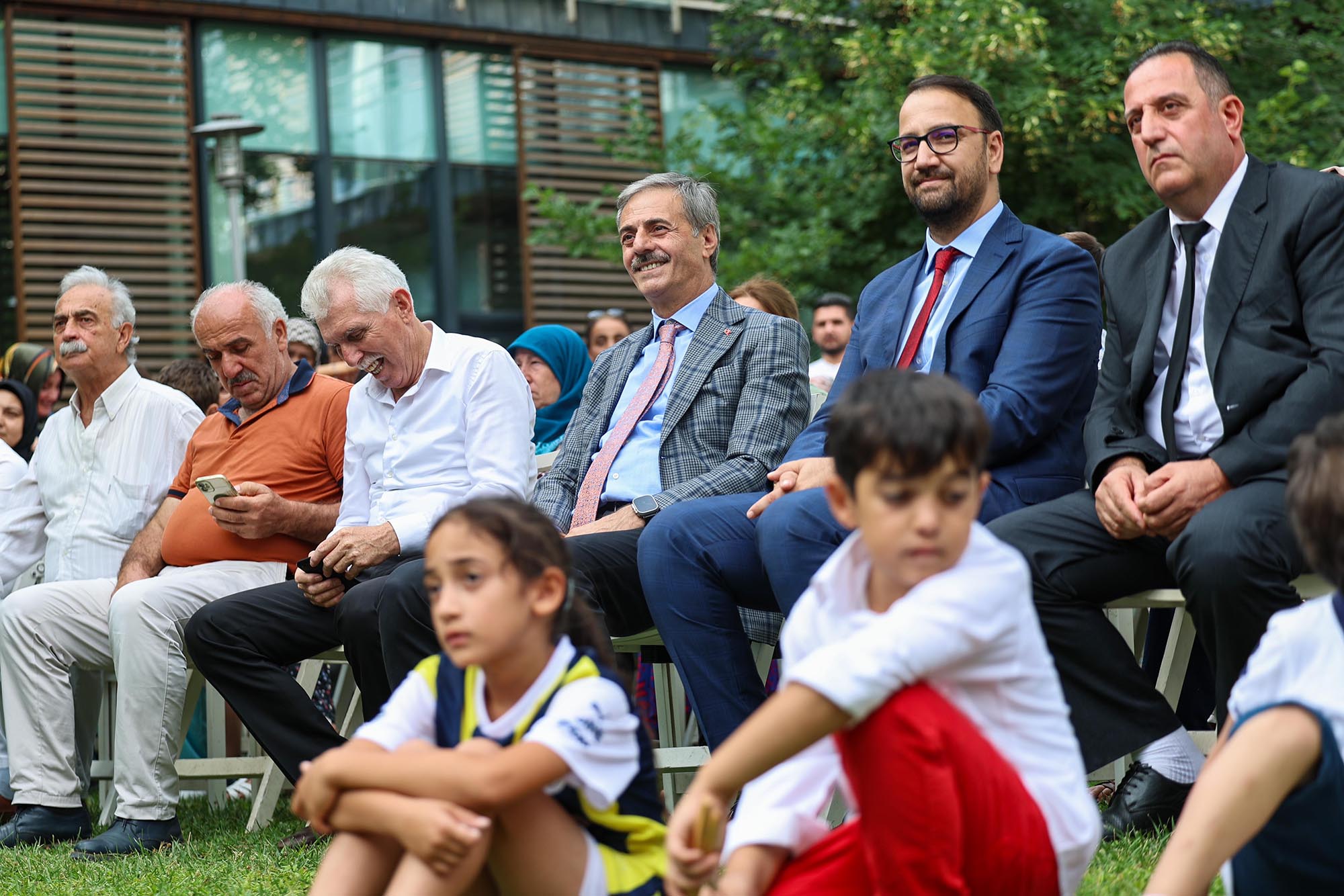 Başkan Alemdar’ın miniklerle buluştuğu SGM finali görsel şölene dönüştü: “Evlatlarımızın her an yanında olacağız”