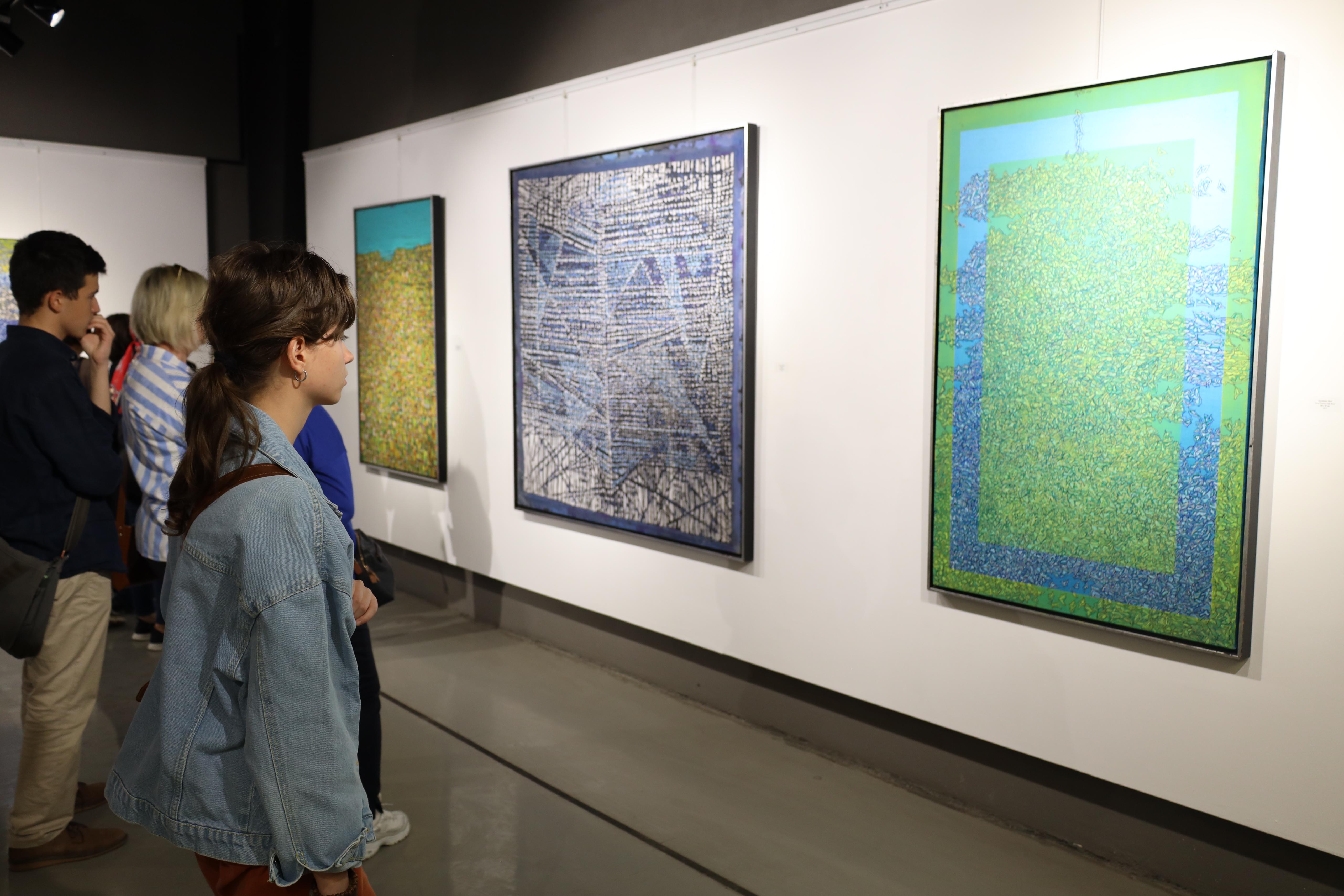 Ressam Devrim Erbil’in ‘Yatay Derinlik’ sergisi OSM’de kapılarını açtı