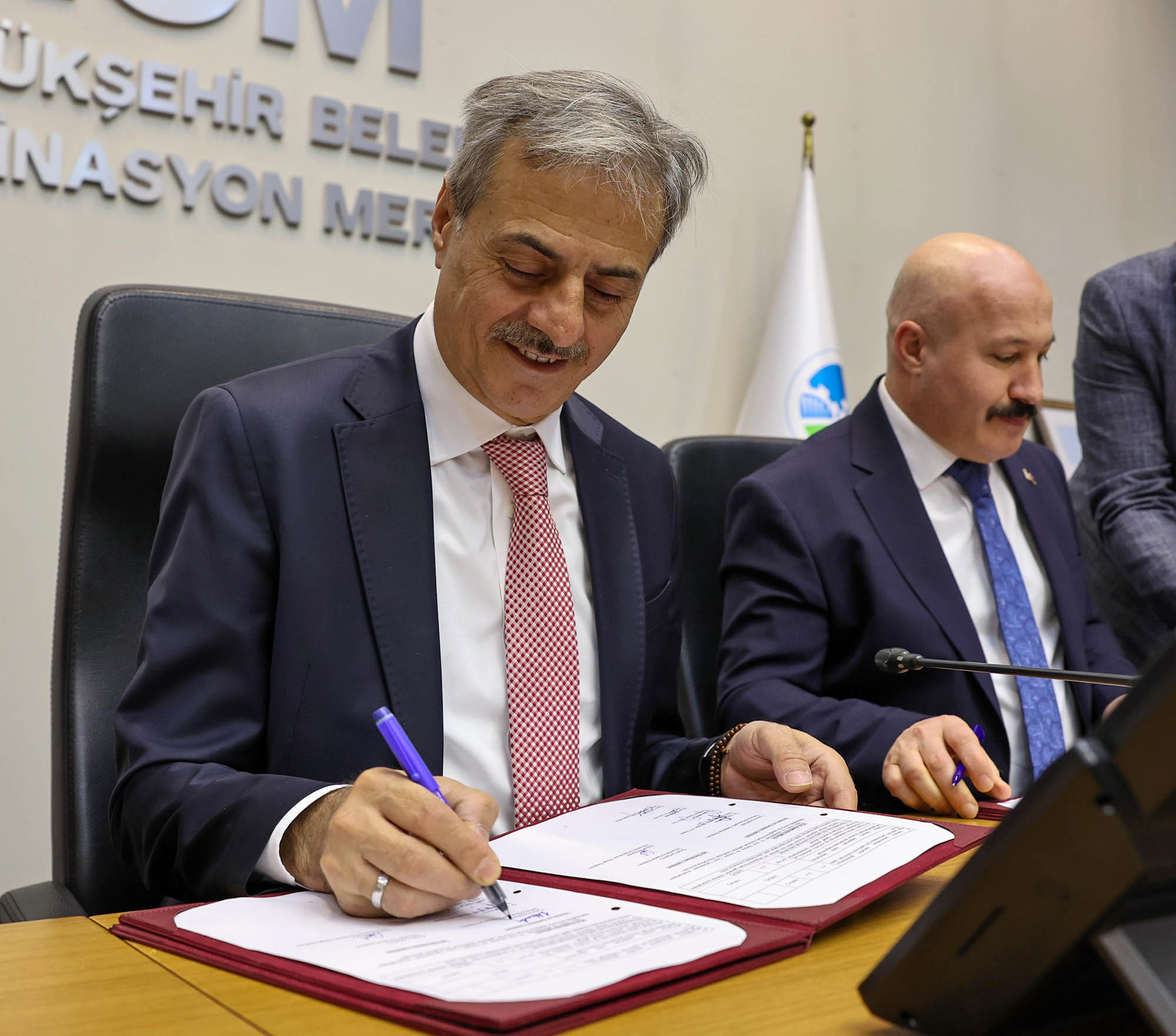 Büyükşehir ile Güvenlik-İş arasında toplu iş sözleşmesi imzalandı