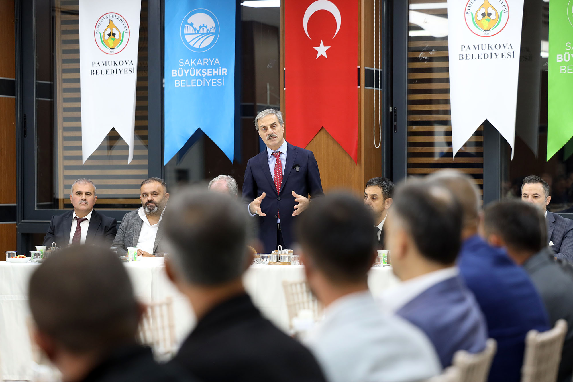 “Pamukova’nın yeni meydanı için hazırlık yapıyoruz”