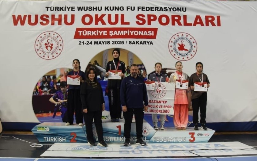 Büyükşehir sporcuları başarılarıyla göz doldurdu