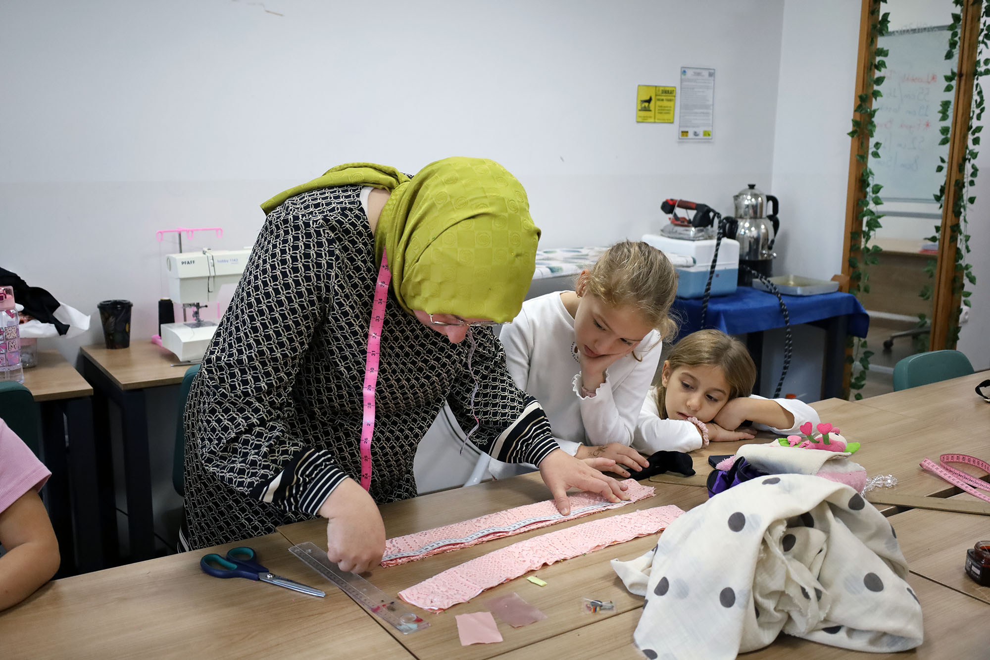 Ara tatilin en renkli programı: Anne ve çocuklar SAMEK’te birlikte üretti