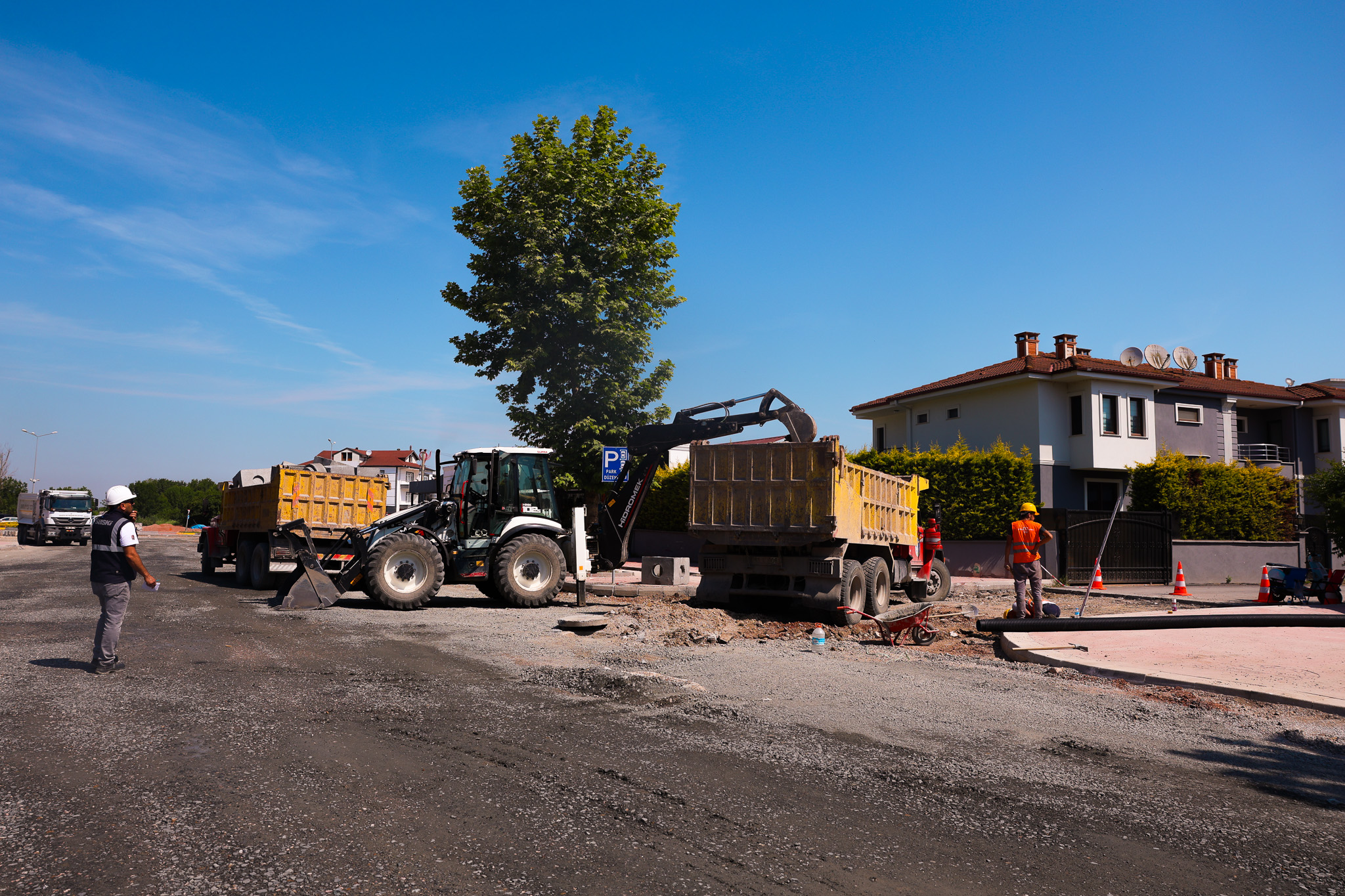 Şehit Mehmet Karabaşoğlu Caddesi’nin alt yapısı tamamlandı