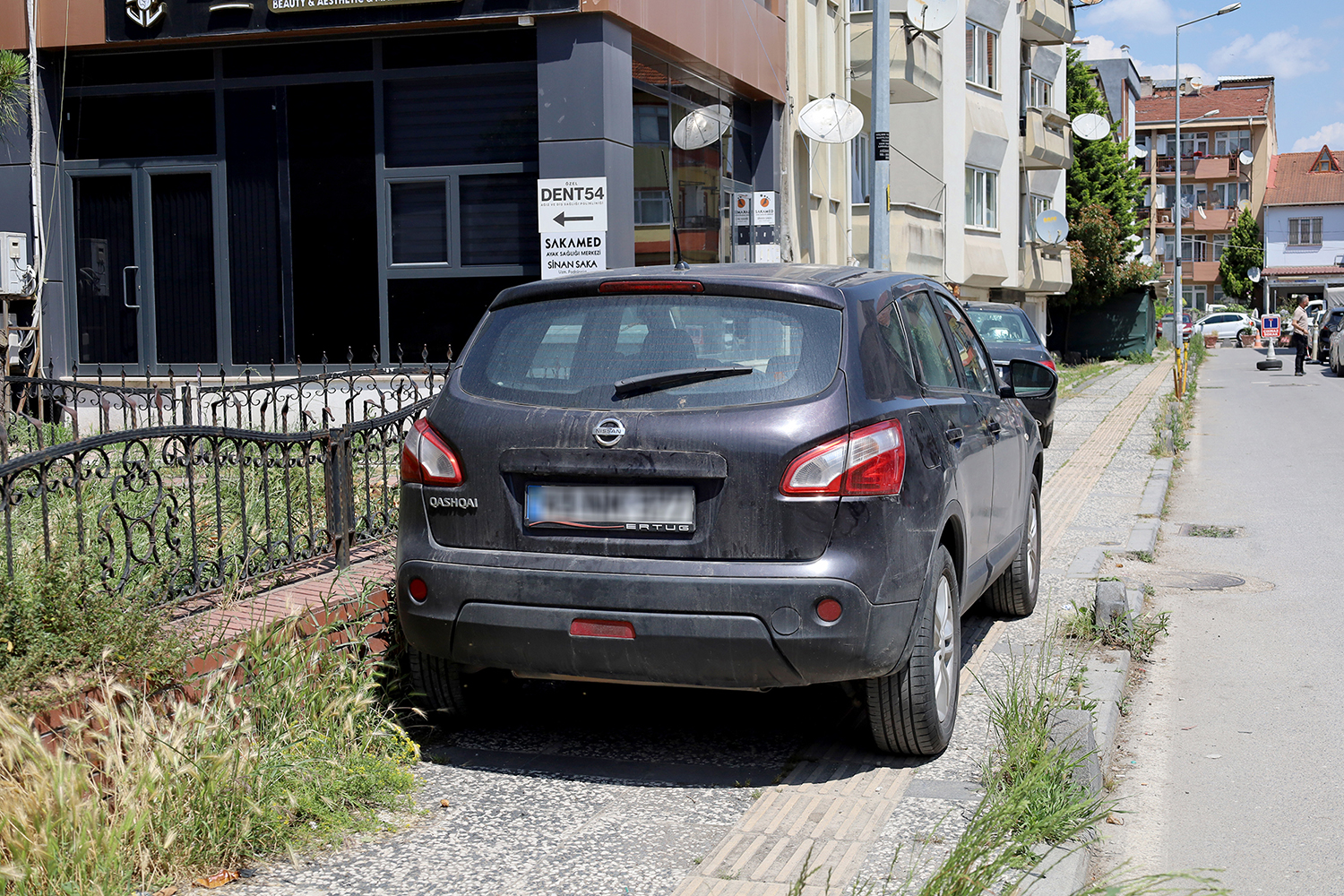Büyükşehir’den hatalı parklar için kapsamlı uygulama: Sürücülere bu uyarı yapıldı