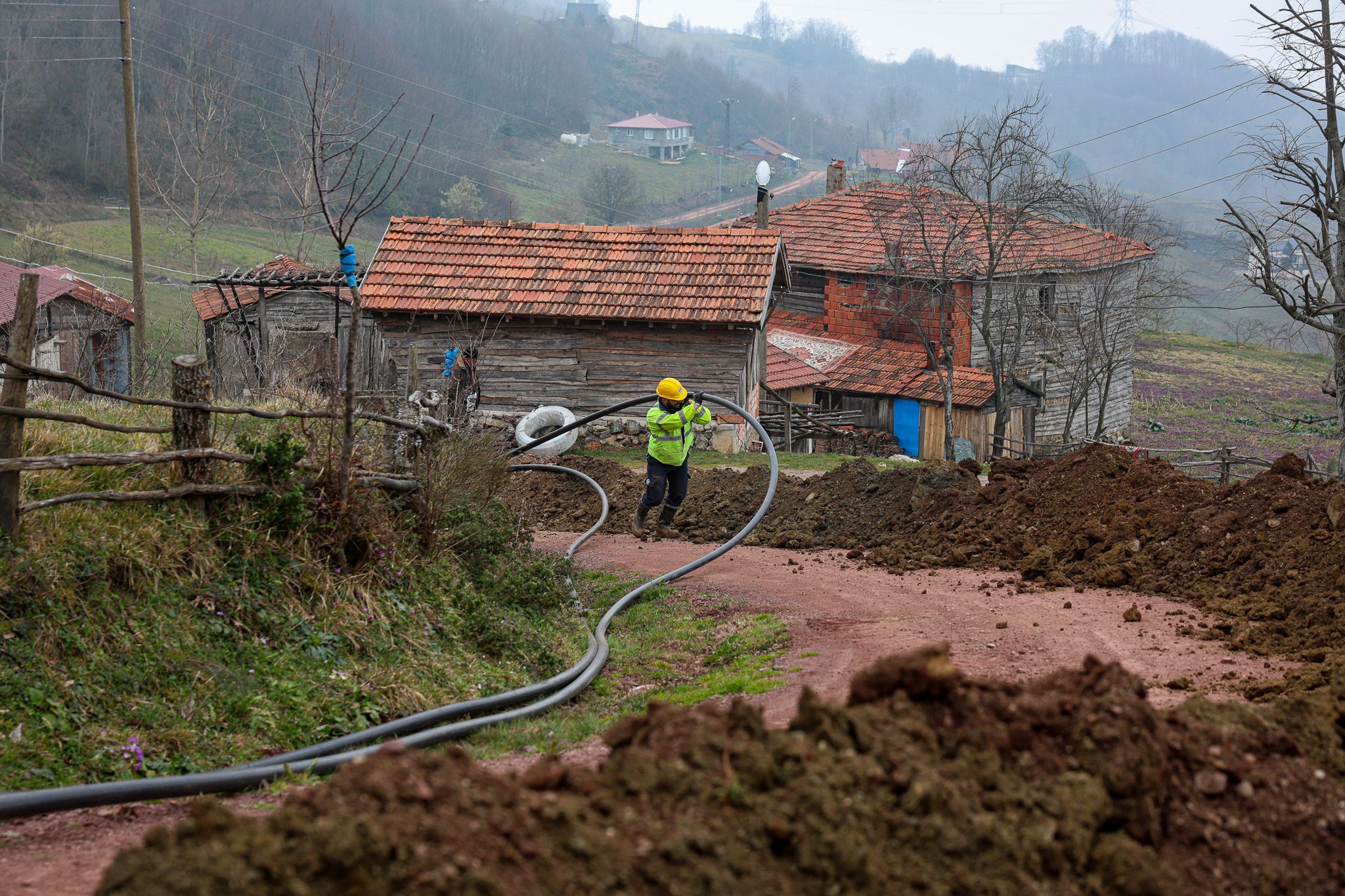 Kamışlı’da kaliteli hizmetin ikinci fazında 5 bin metrelik içme suyu hattı yenileniyor