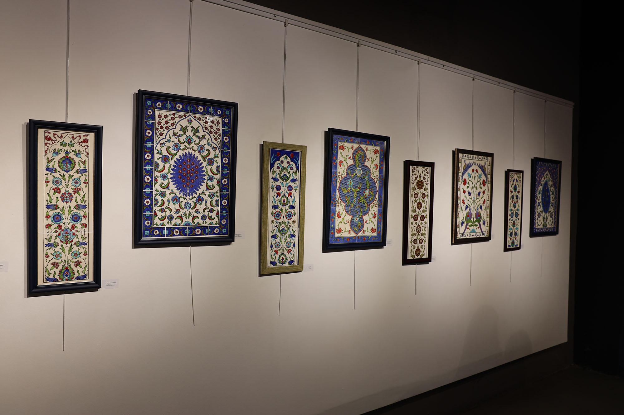 Genç sanatçıların hazırladığı “Topraktan Geleneğe Çini” sergisi OSM’de açıldı