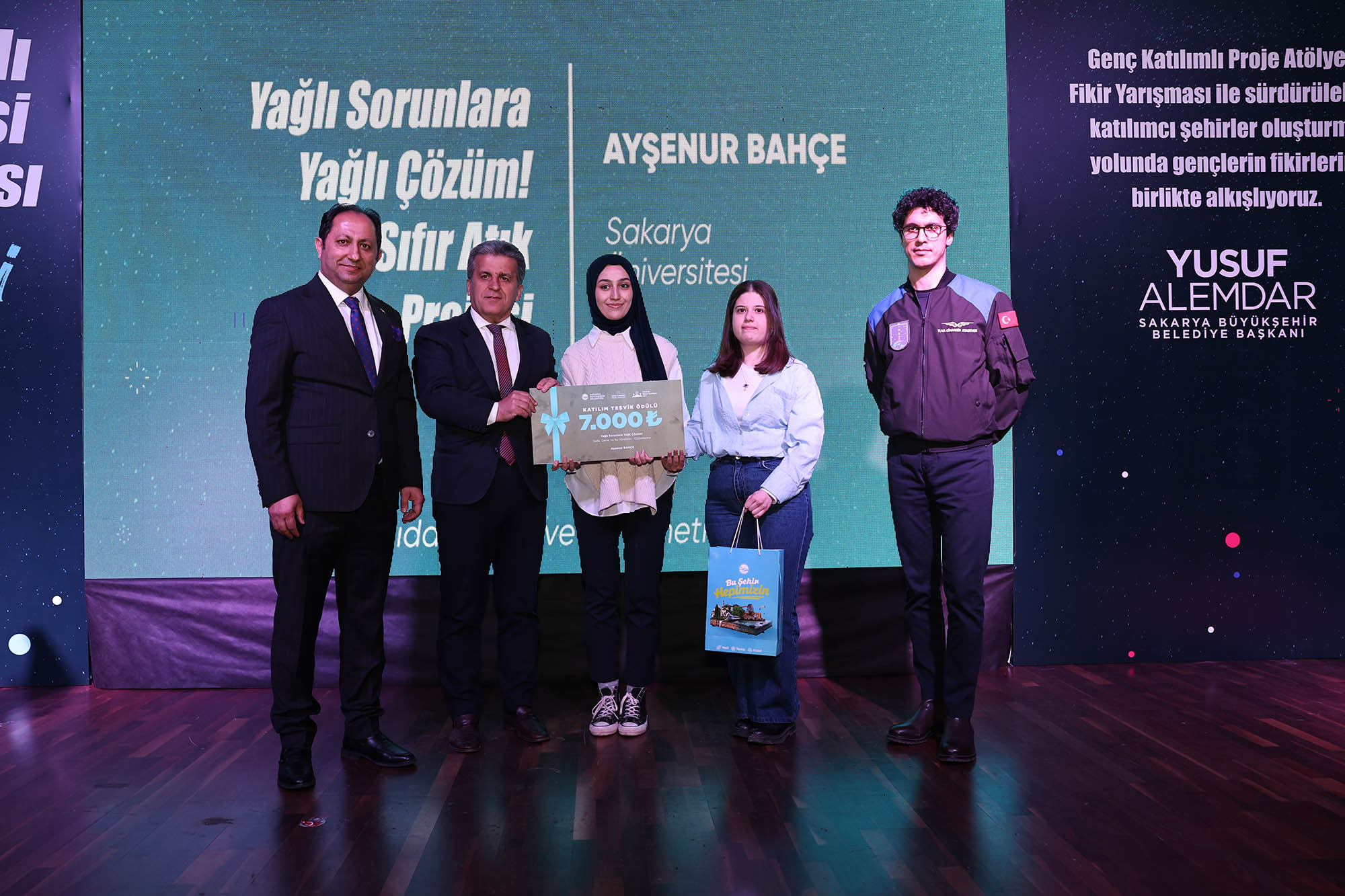 “Uzaydan dünyayı görmek tarifsizdi”