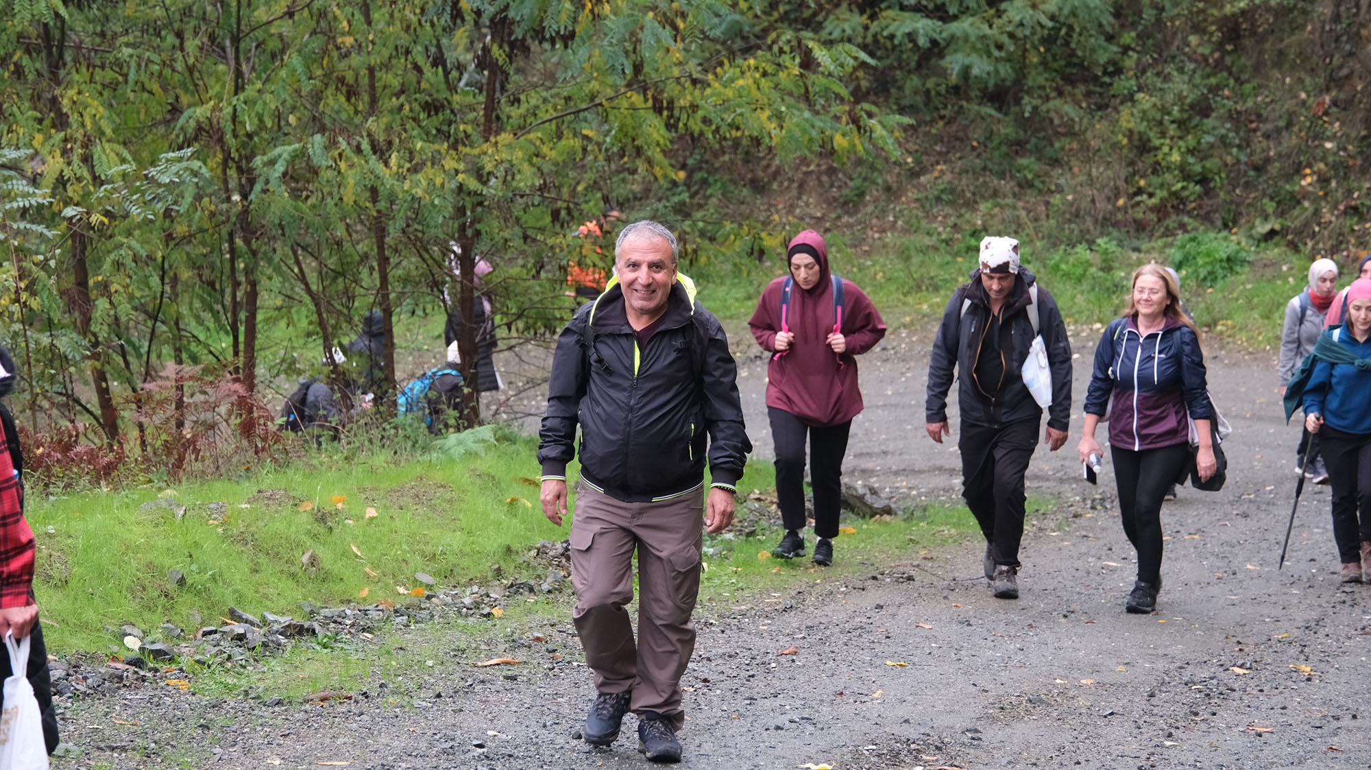 Doğa aşıkları sonbaharın ilk rotasını güneye çevirip doğal cennet Doğançay’ı keşfetti