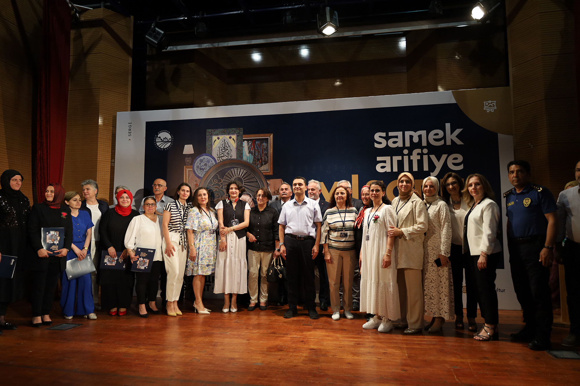 Arifiye SAMEK’te yılsonu heyecanı: Sanat ve emek bu sergide buluştu