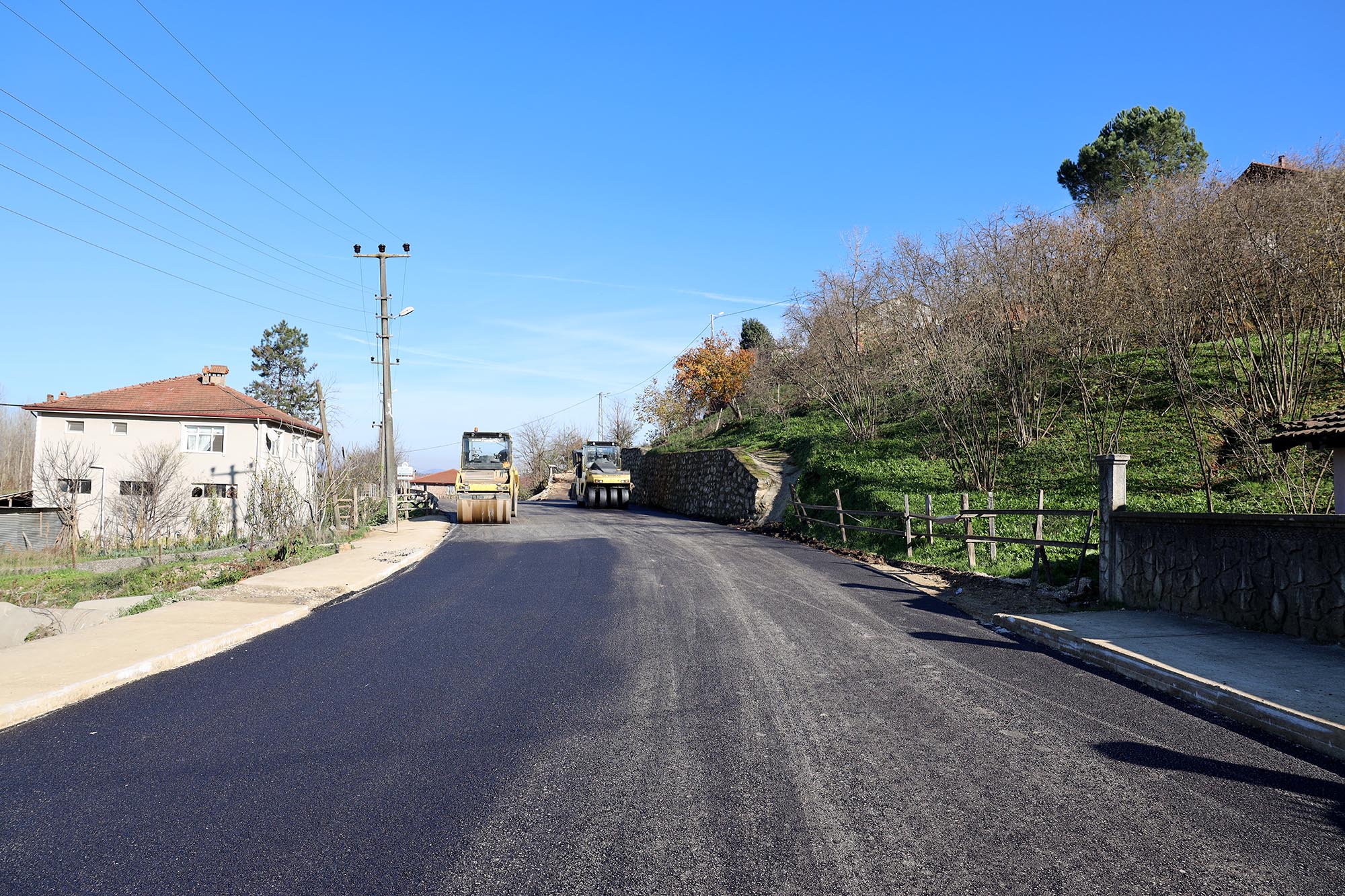 Altındere’de altyapının ardından üstyapı da yenileniyor