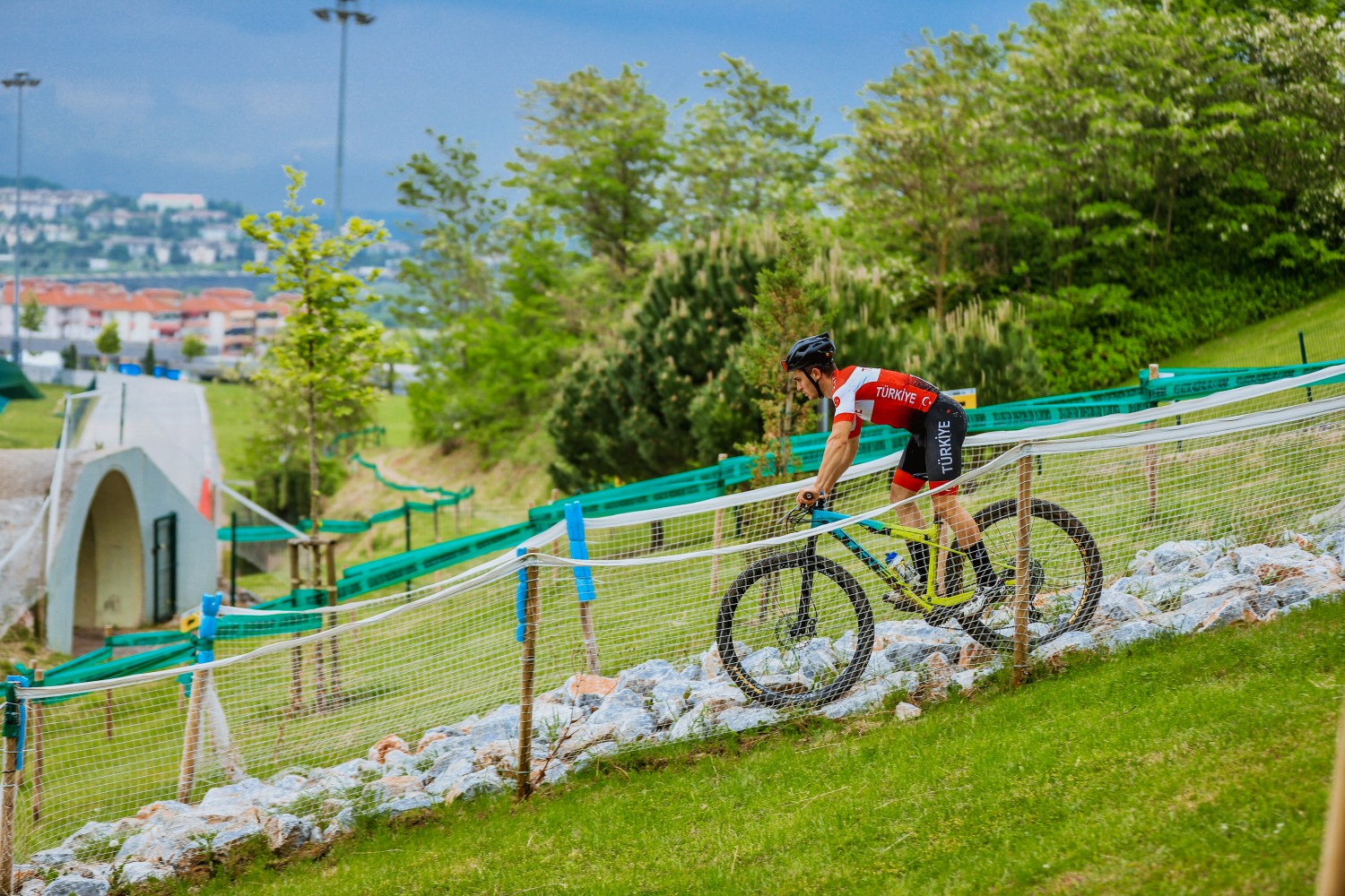 Ayçiçeği Bisiklet Vadisi’nde kıyasıya rekabet; MTB Cup’ta şampiyonlar belli oldu